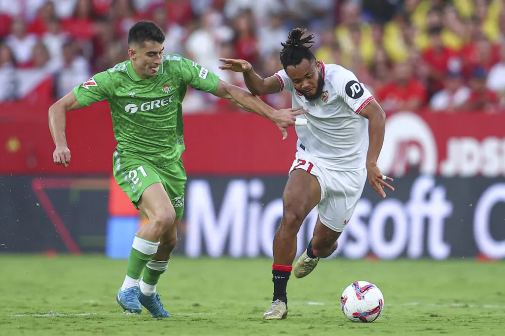 Sevilla tired of mercurial Chidera Ejuke, line up Premier League flop to replace him