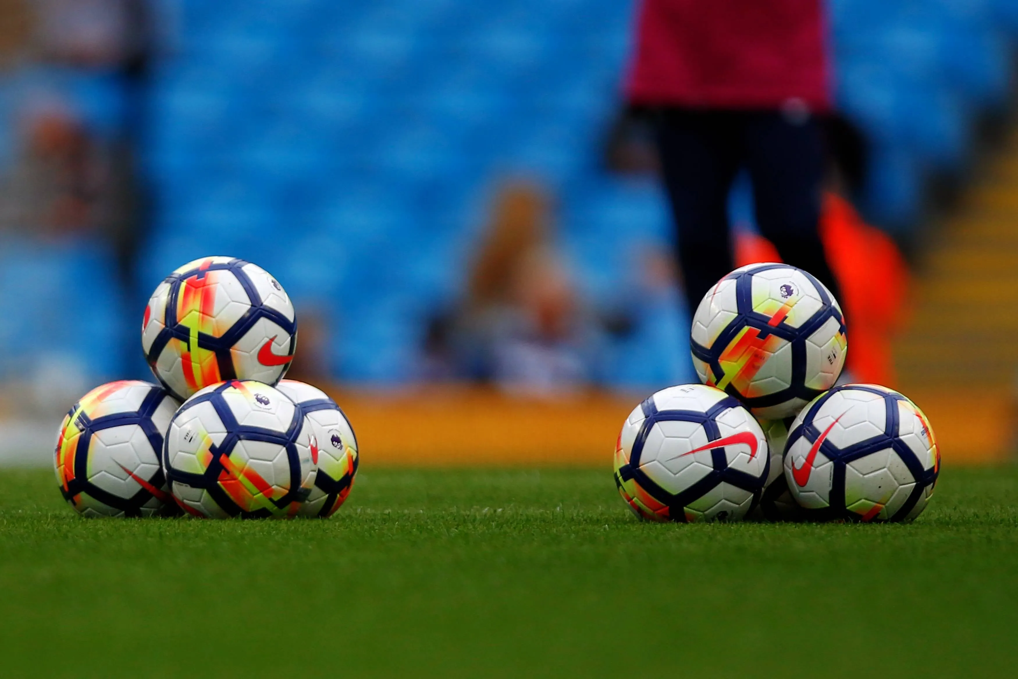 A general view inside the stadium of the training balls before the Premier League match