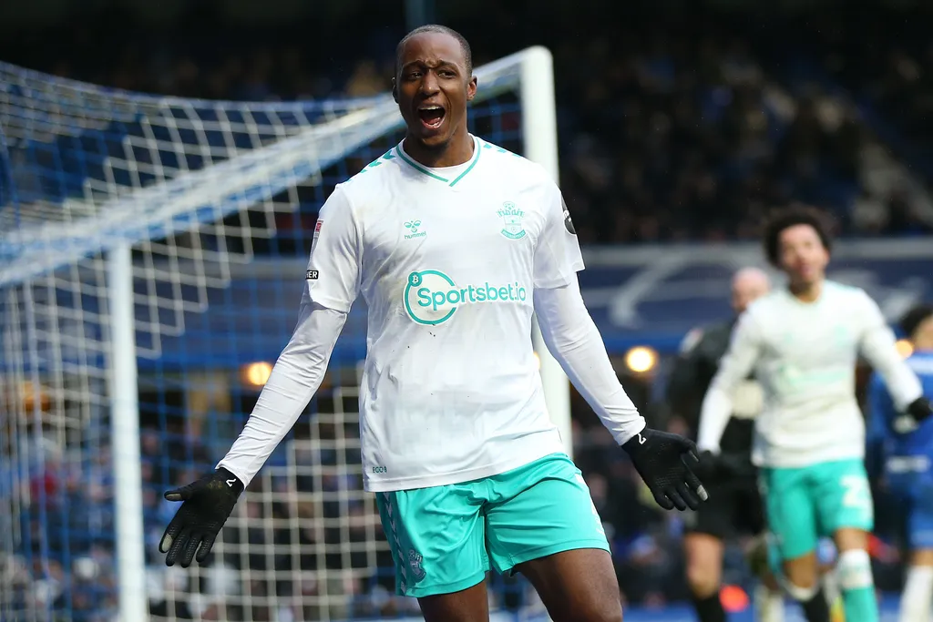 Joe Aribo scores for Southampton 