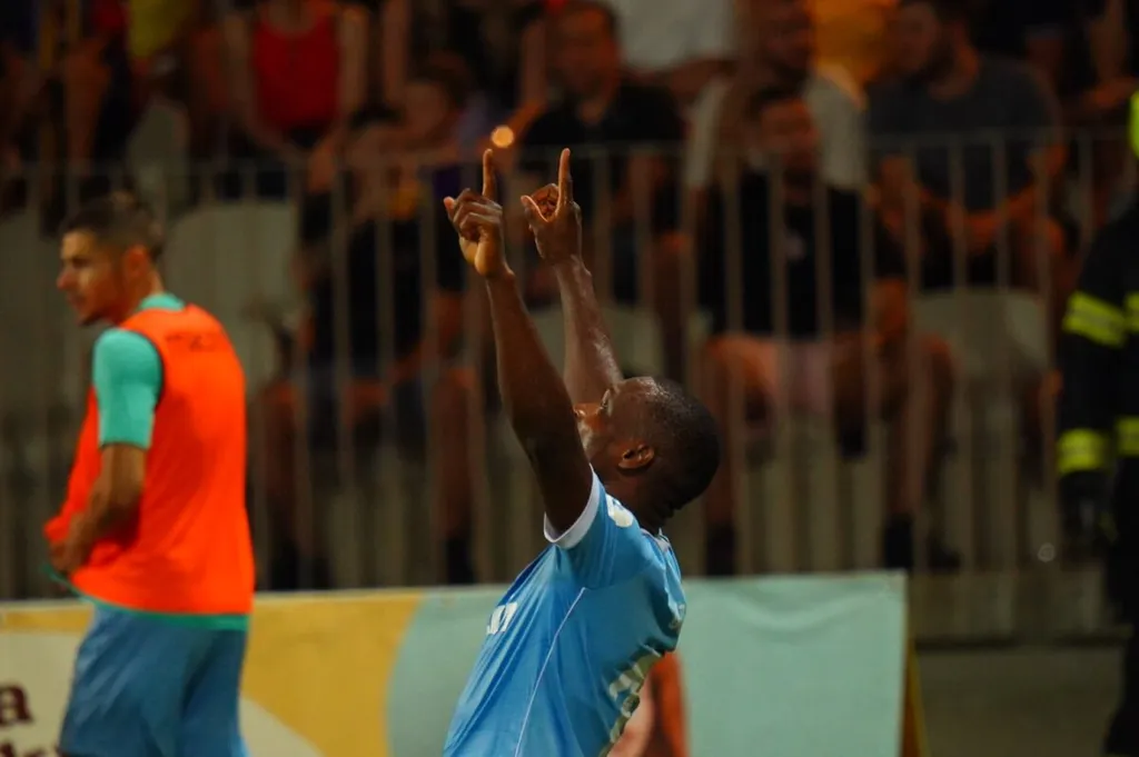 Nigerian striker Anthony-Ujah-celebrates-scoring-for-Plovdiv