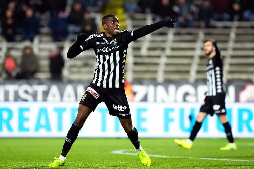 royal-antwerp-v-sporting-charleroi-jupiler-pro-league-116564_0001