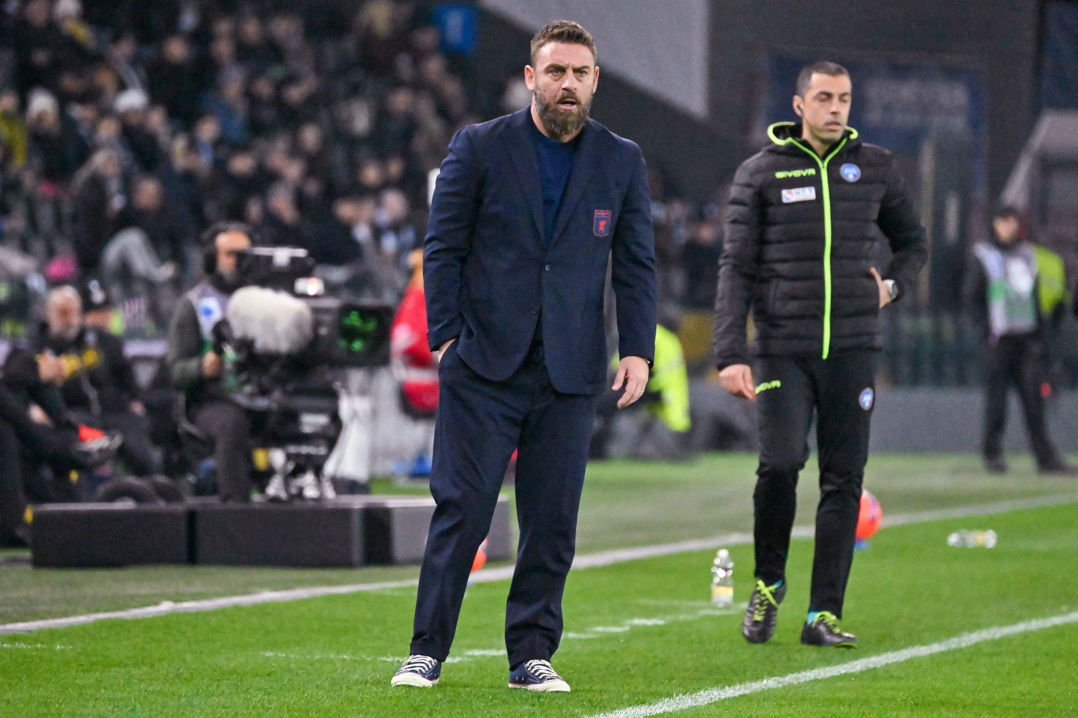 Genoa s Head Coach Daniele De Rossi 