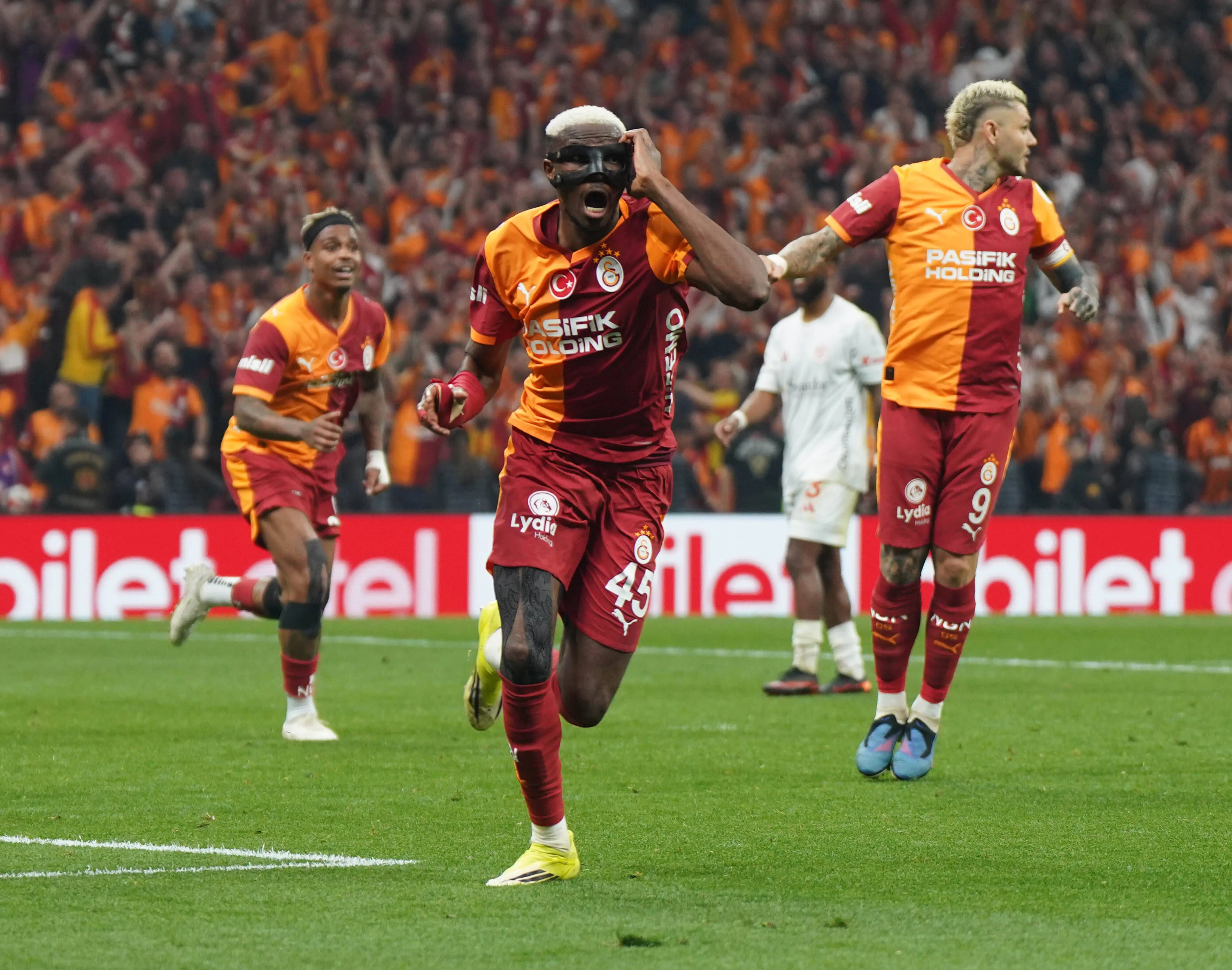 Super Eagles and Galatasaray striker Victor Osimhen 