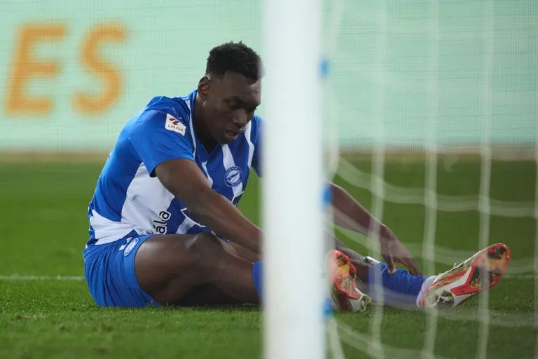 Samu Omorodion: Nigerian striker&rsquo;s move to Chelsea collapses