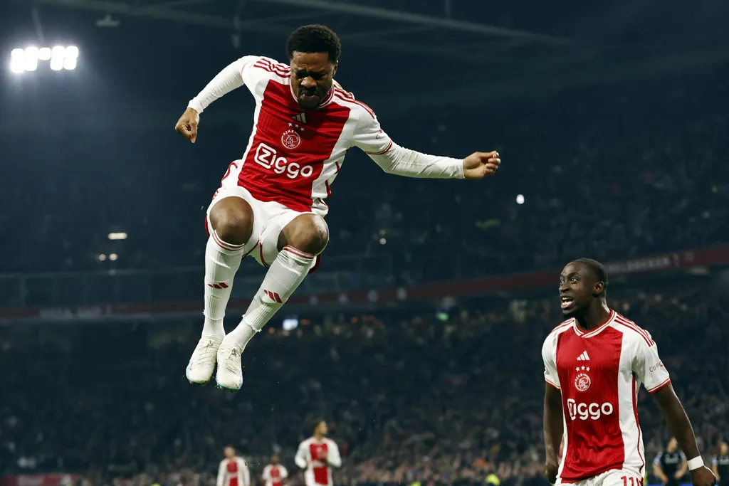 Ajax suspend Chuba Akpom-doubter CEO for criminal activities