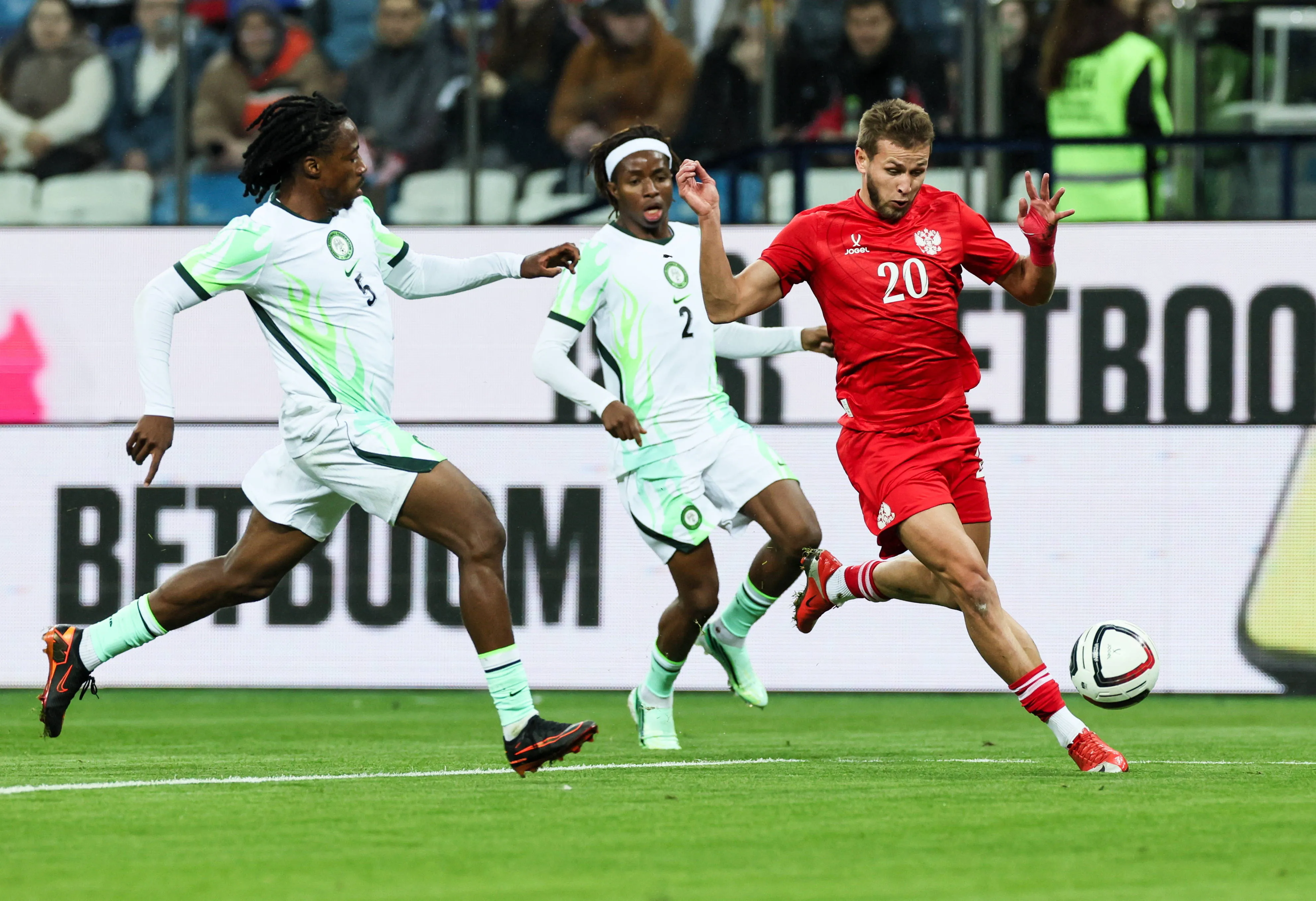 Nigeria's Benjamin Fredrick, Abdullahi Bewene and Russia's Lechi Sadulayev