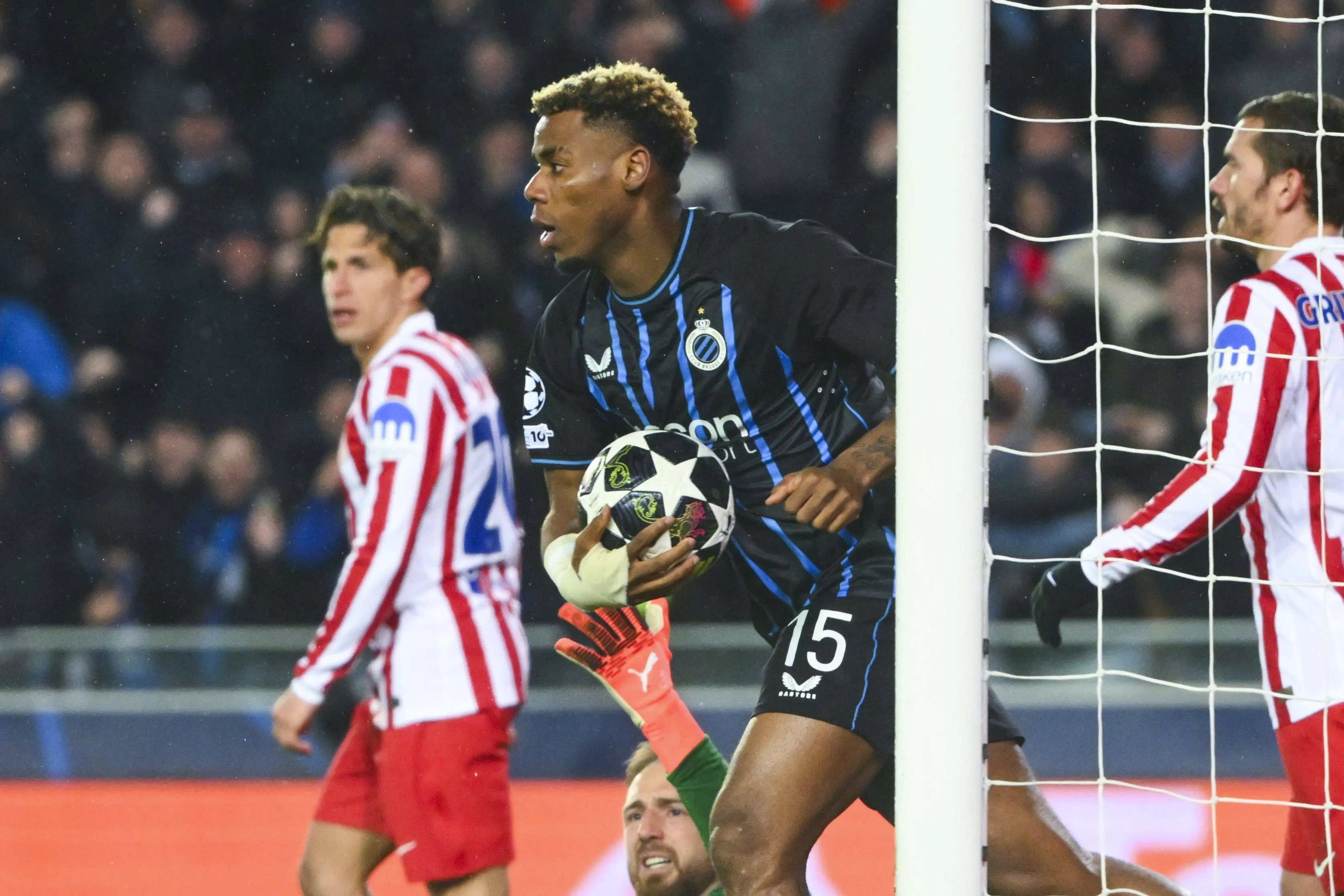  Raphael Onyedika of Club Brugge celebrating scoring a goal