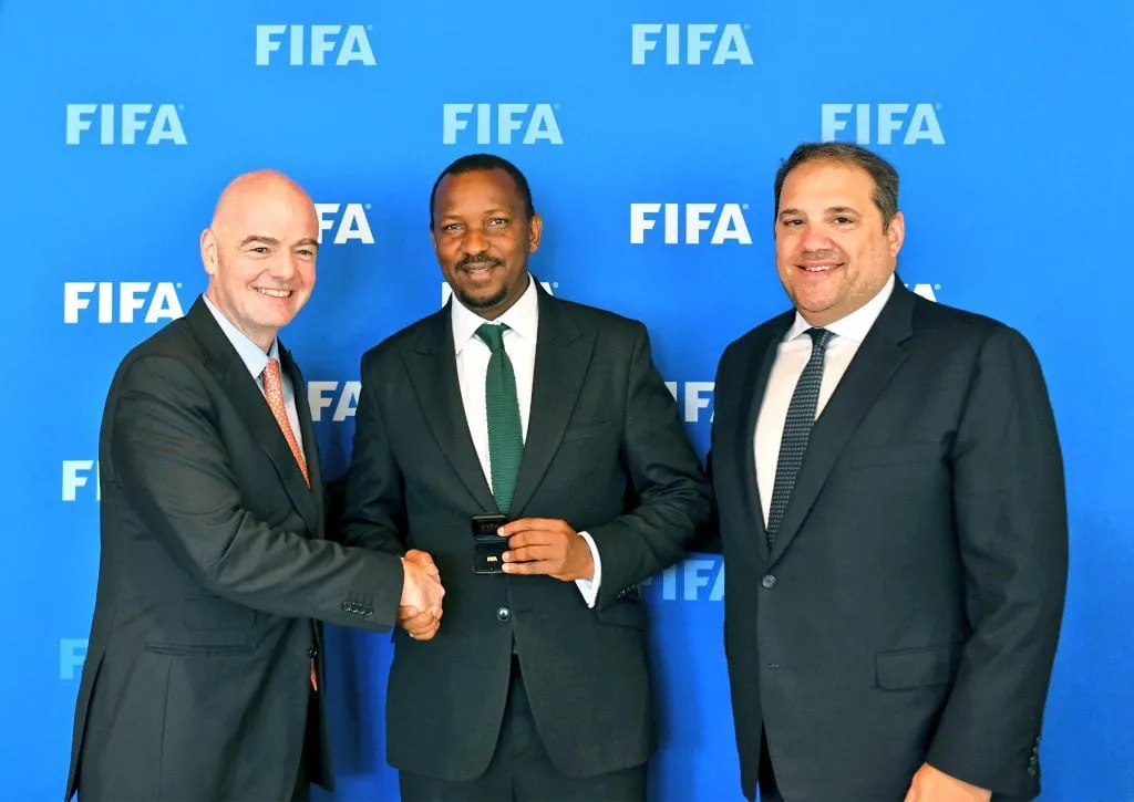 Shehu Dikko and FIFA president Gianni Infantino