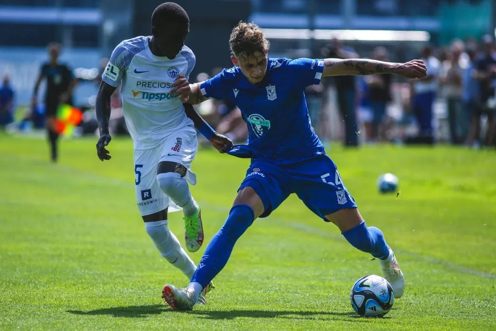 Premier League strugglers target former Nigeria U-20 star