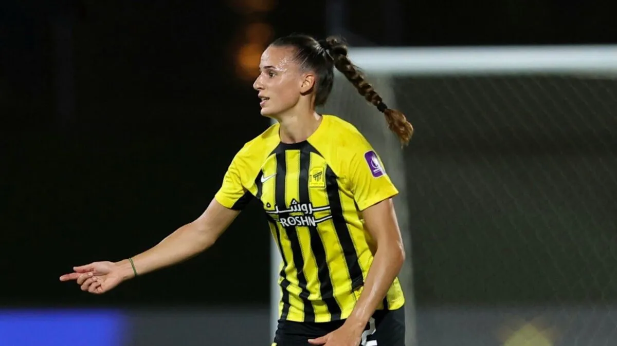 Plumptre rampant in triumphant return from injury