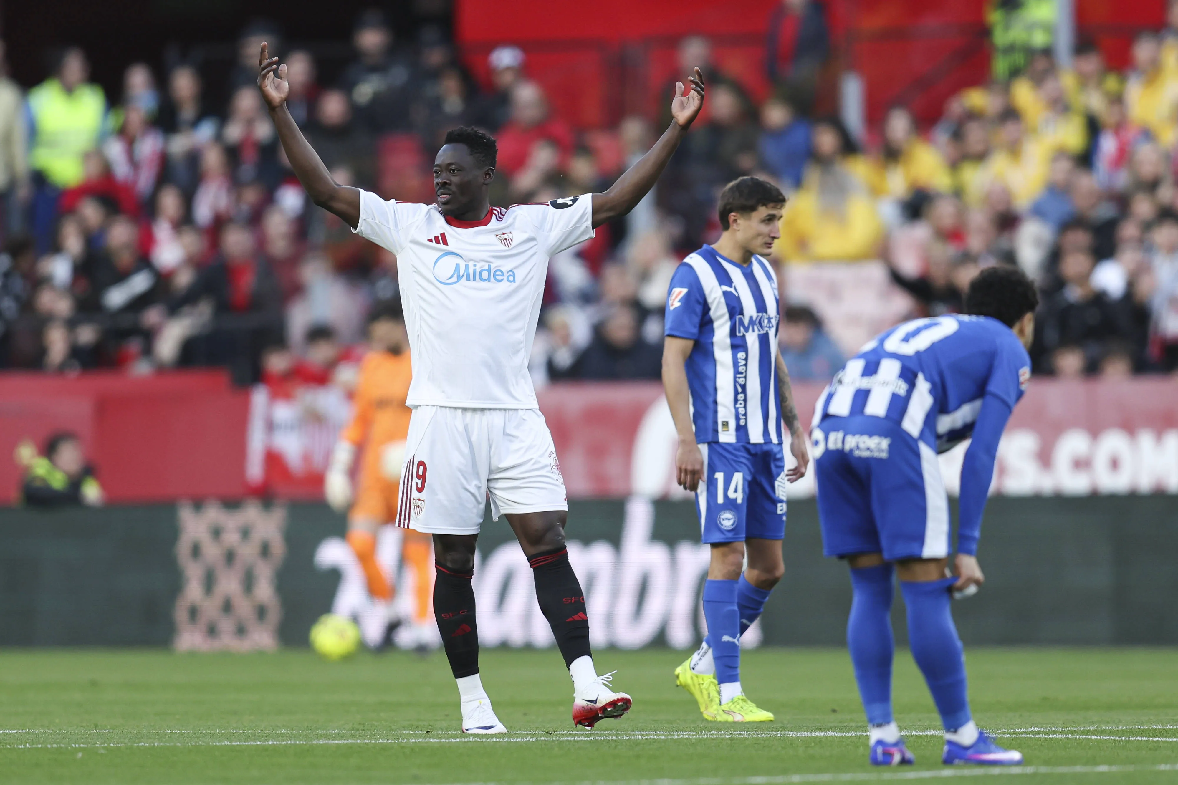 &ldquo;We will fight&rdquo; &ndash; Sevilla star Akor Adams warns Real Betis ahead of Derbi Sevillano