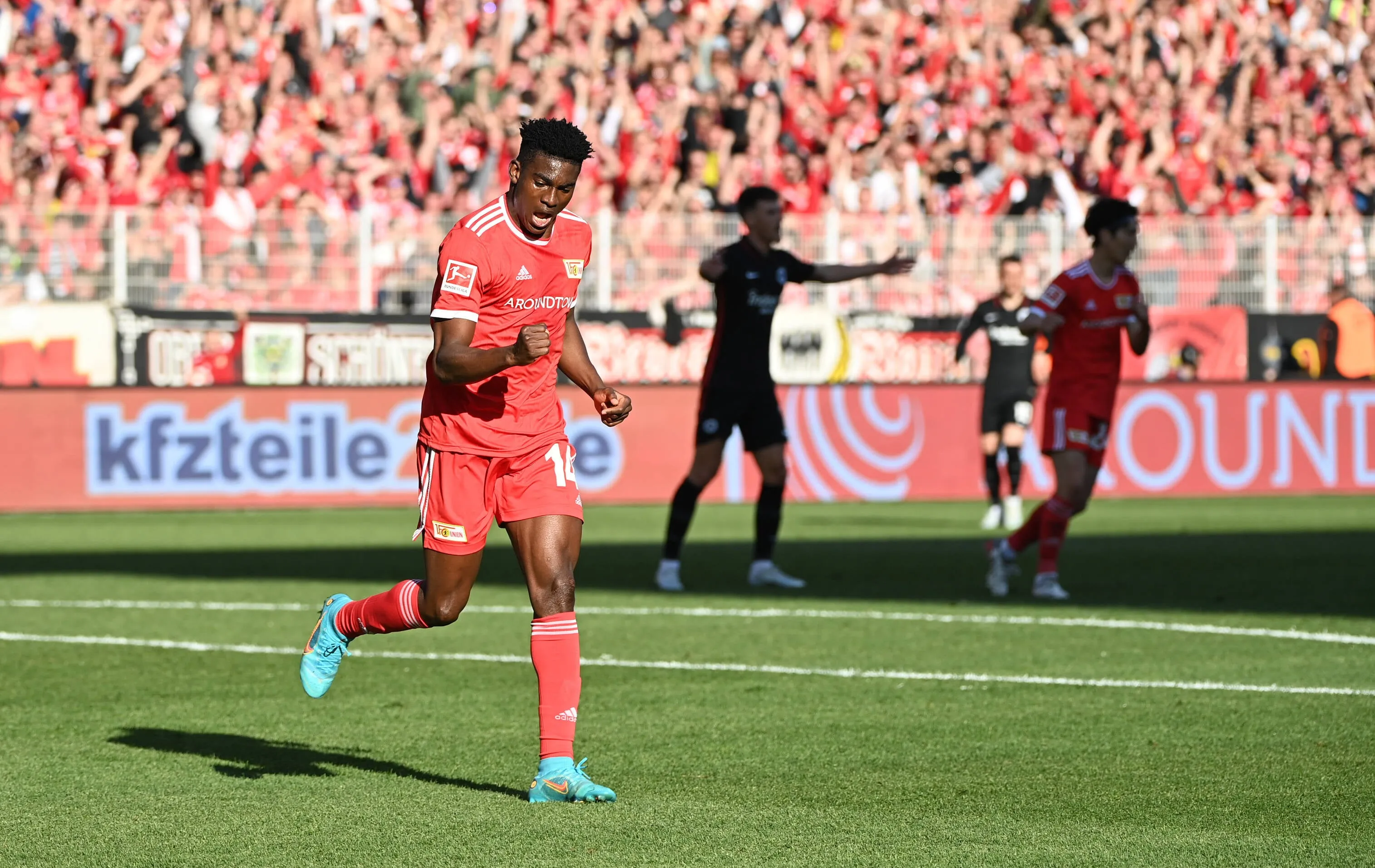 Taiwo Awoniyi celebrates his goal for Union Berlin