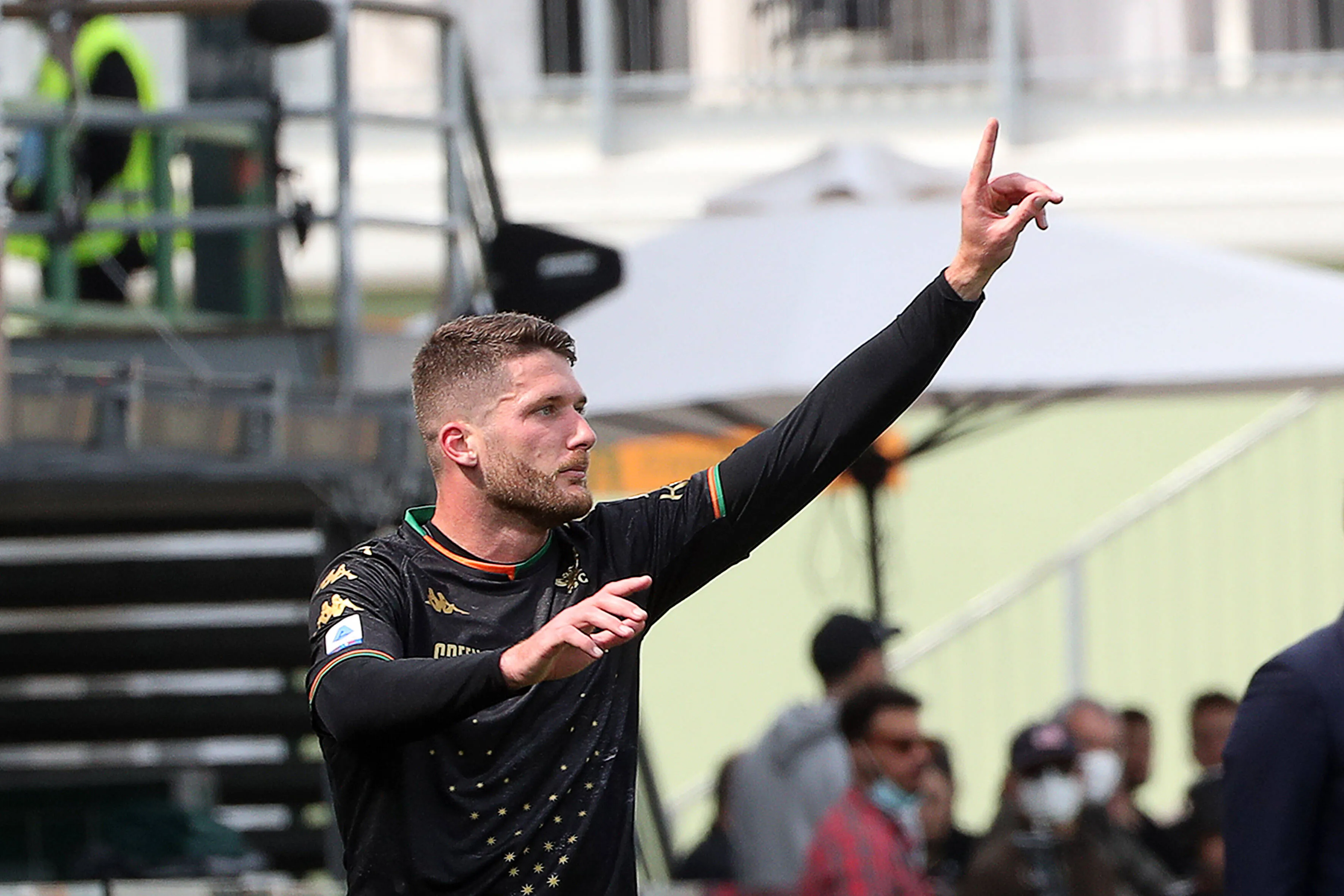 Thomas Henry at Venezia FC.