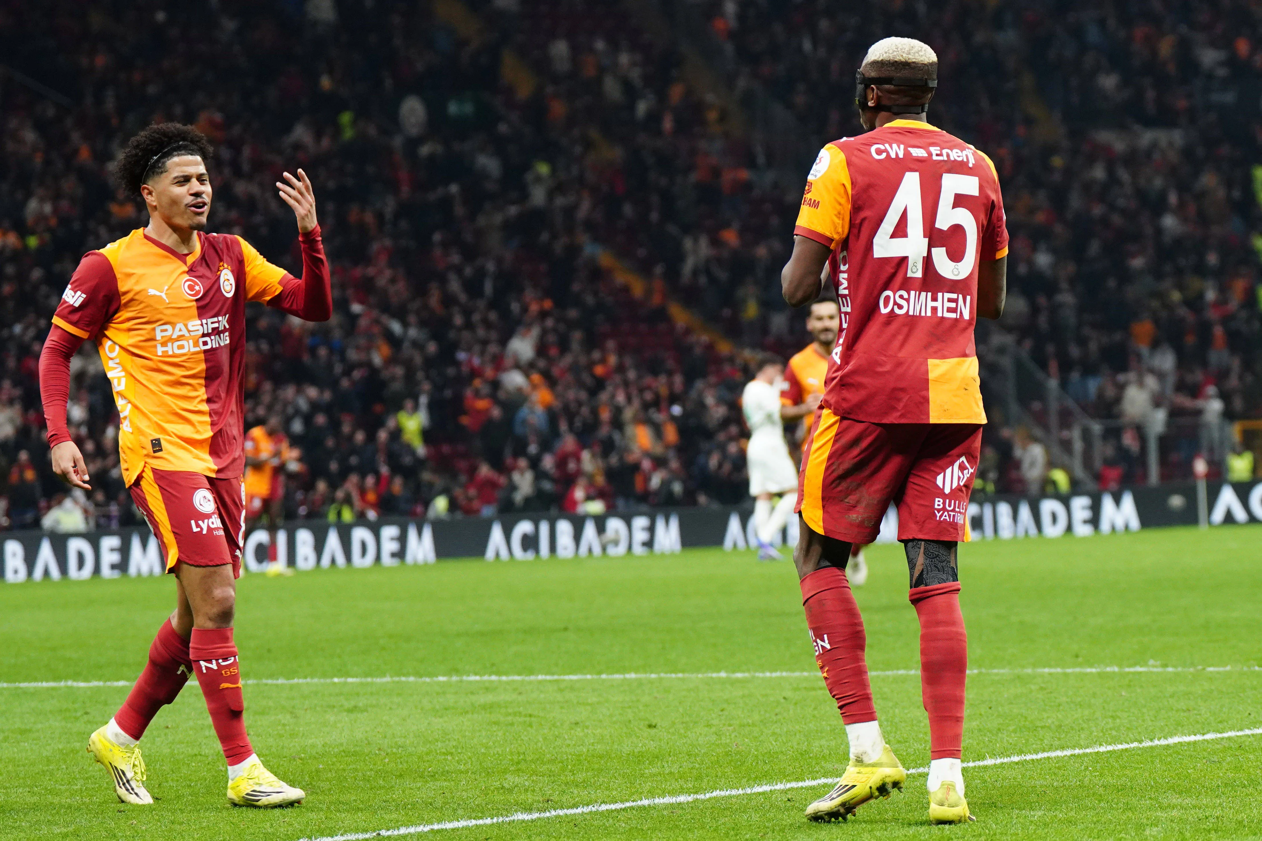 Galatasaray teammates Victor Osimhen and Gabriel Sara