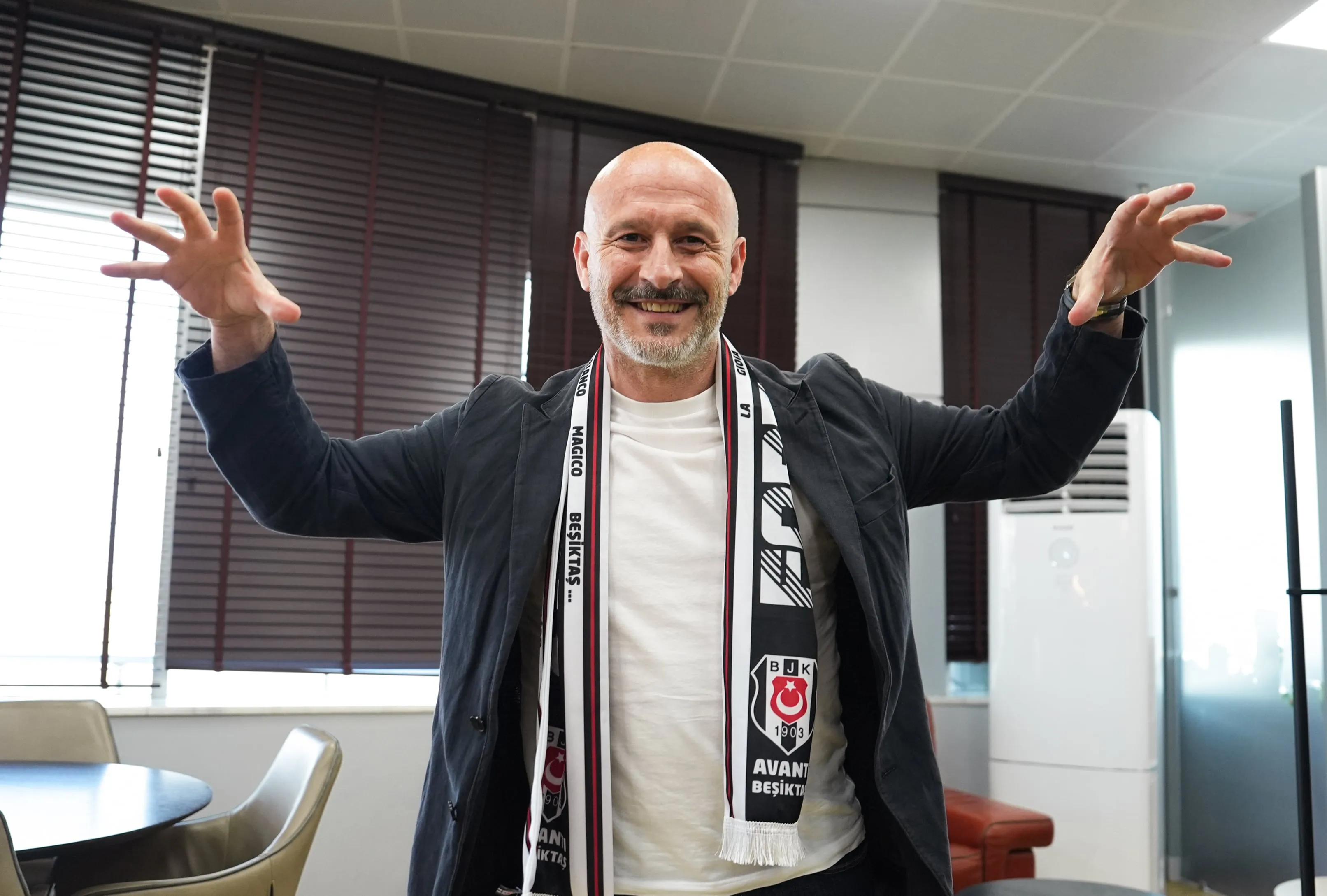 vincenzo italiano at Besiktas.