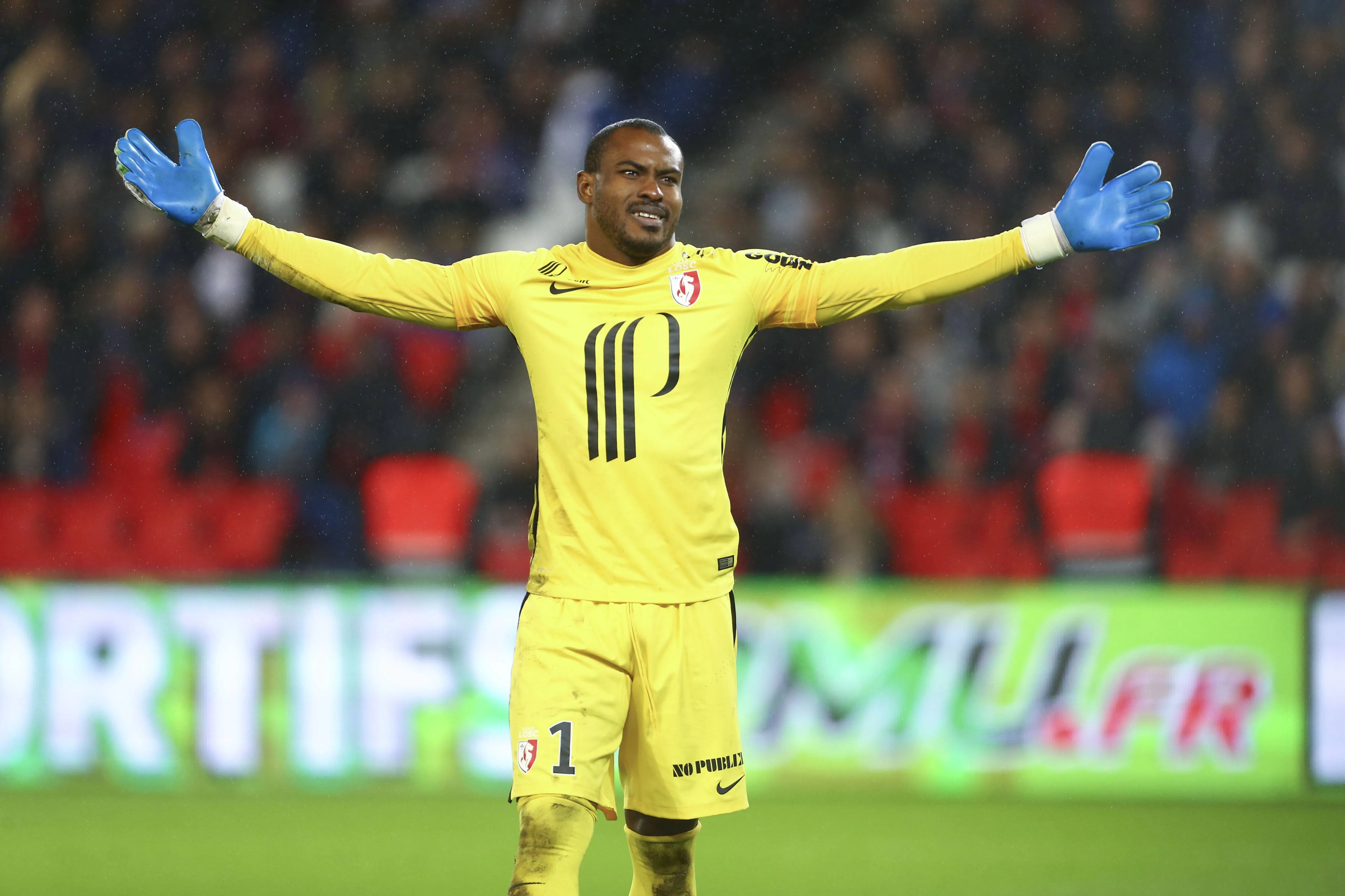 Former Super Eagles goalkeeper Vincent Enyeama