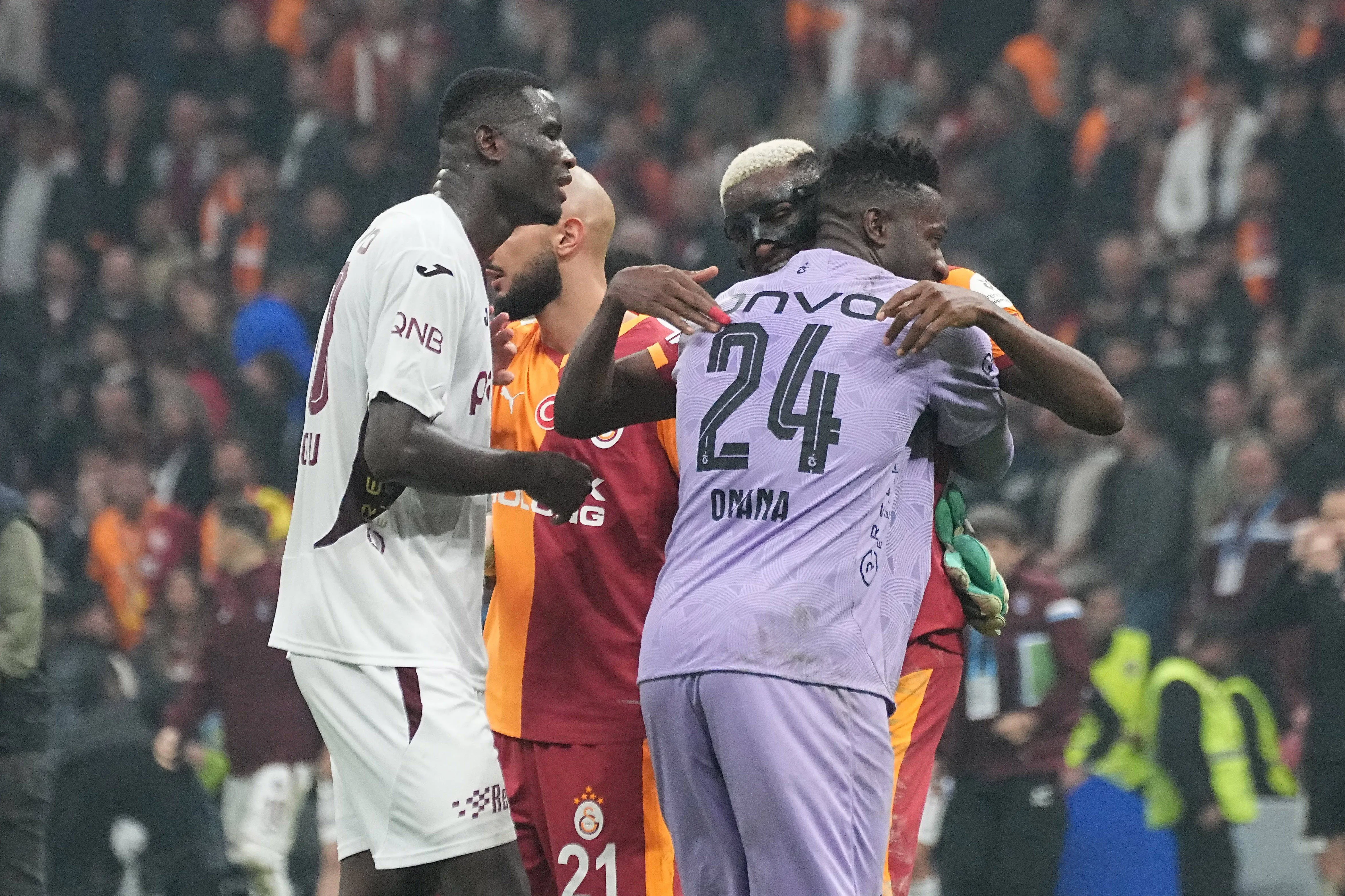  Victor Osimhen R of Galatasaray and Paul Onuachu and Goalkeeper Andre Onana of Trabzonspor