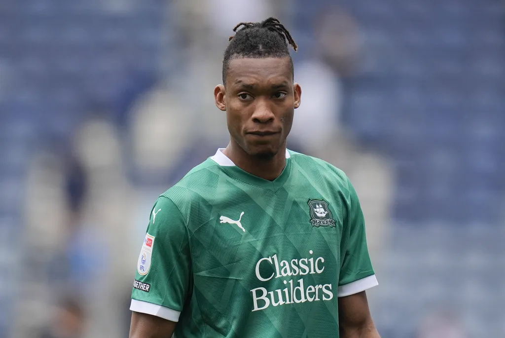 Muhamed Tijani: Nigerian forward on the radar of 36-time Hungarian champions 