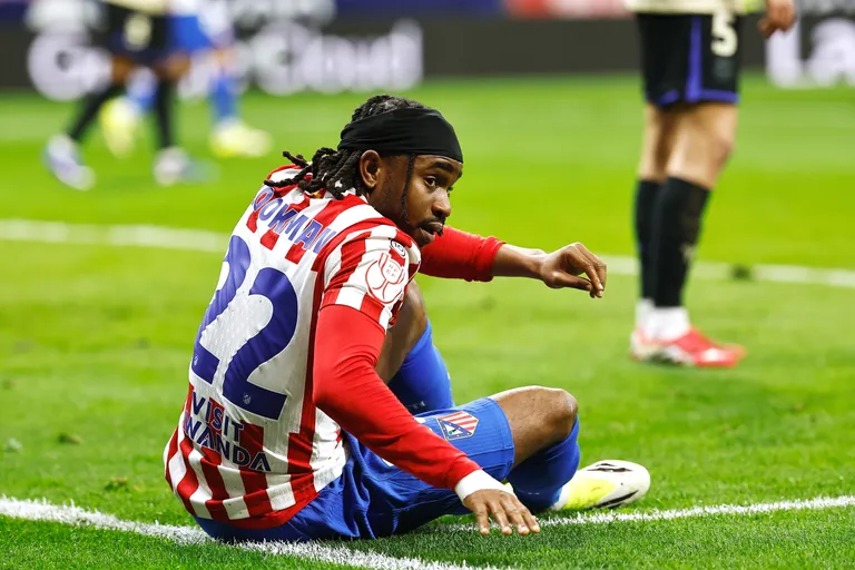 Simeone to bench Ademola Lookman for Rayo Vallecano despite Barcelona masterclass