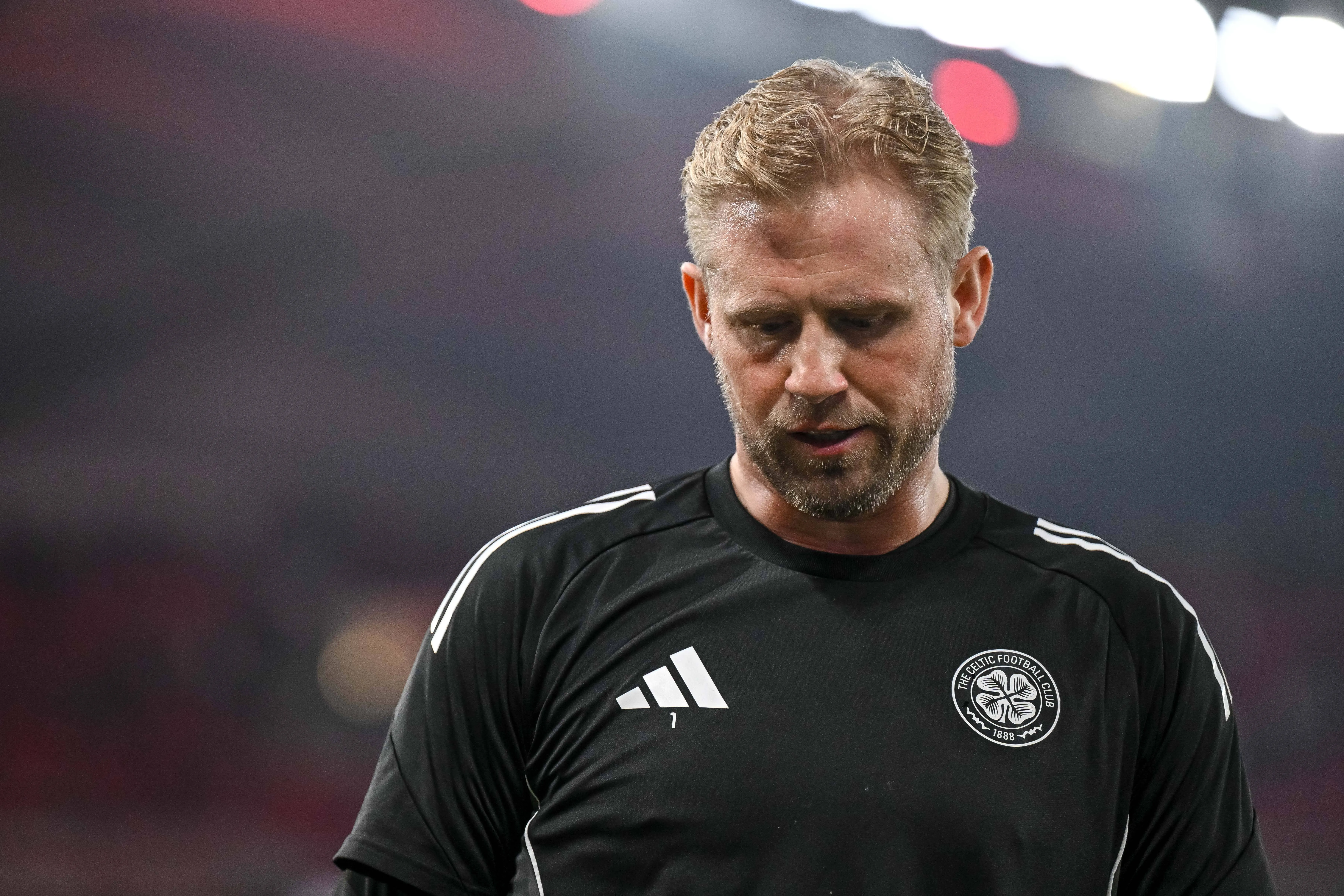 Torwart Kasper Schmeichel Celtic FC Looks on
