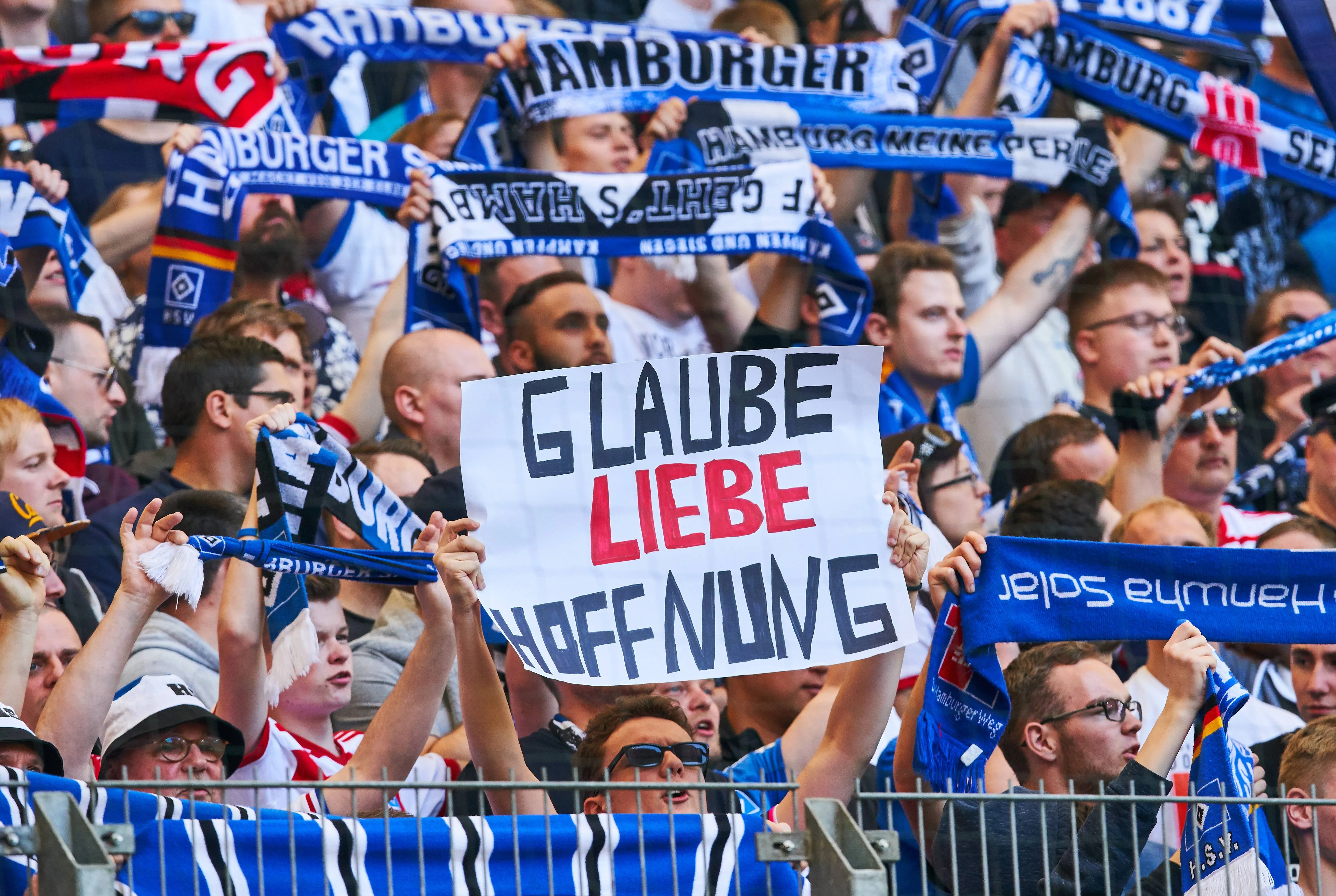 Hamburger SV fans