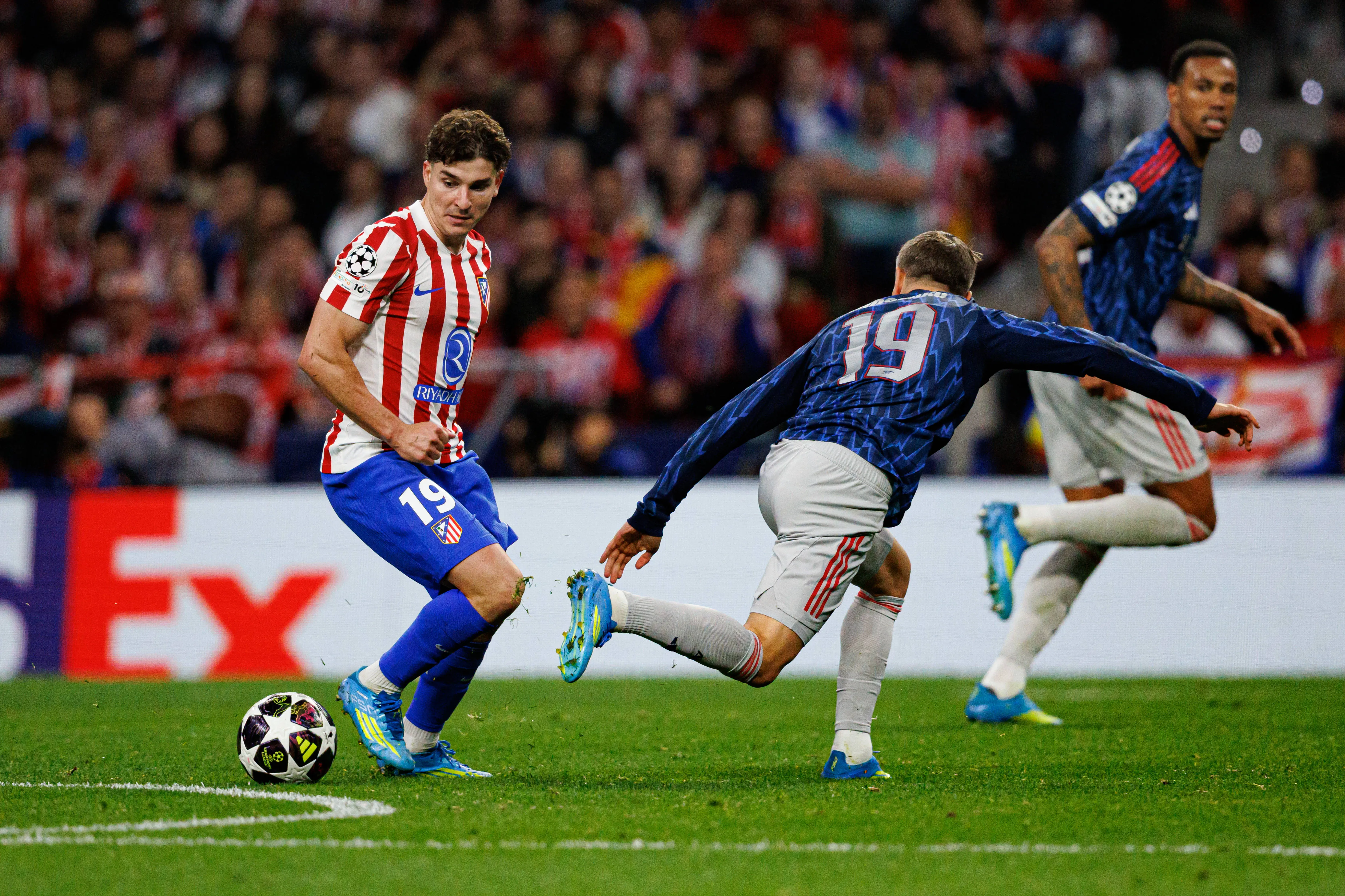 Julian Alvarez in action