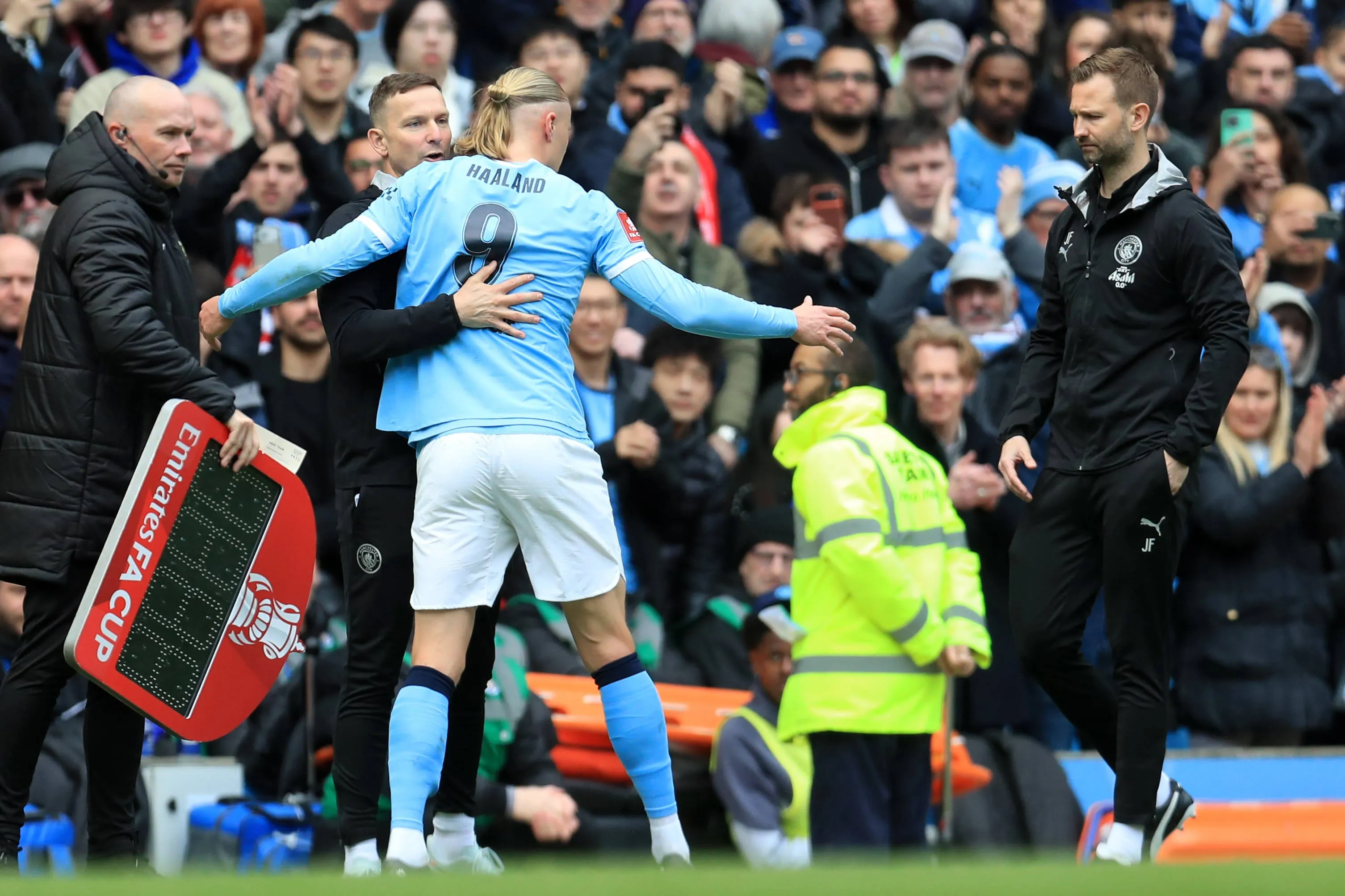 Manchester United striker Erling Haaland 