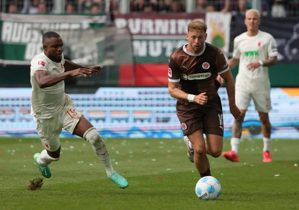 Frank Onyeka: Augsburg boss provides interesting context for midfielder's 'outstanding' debut
