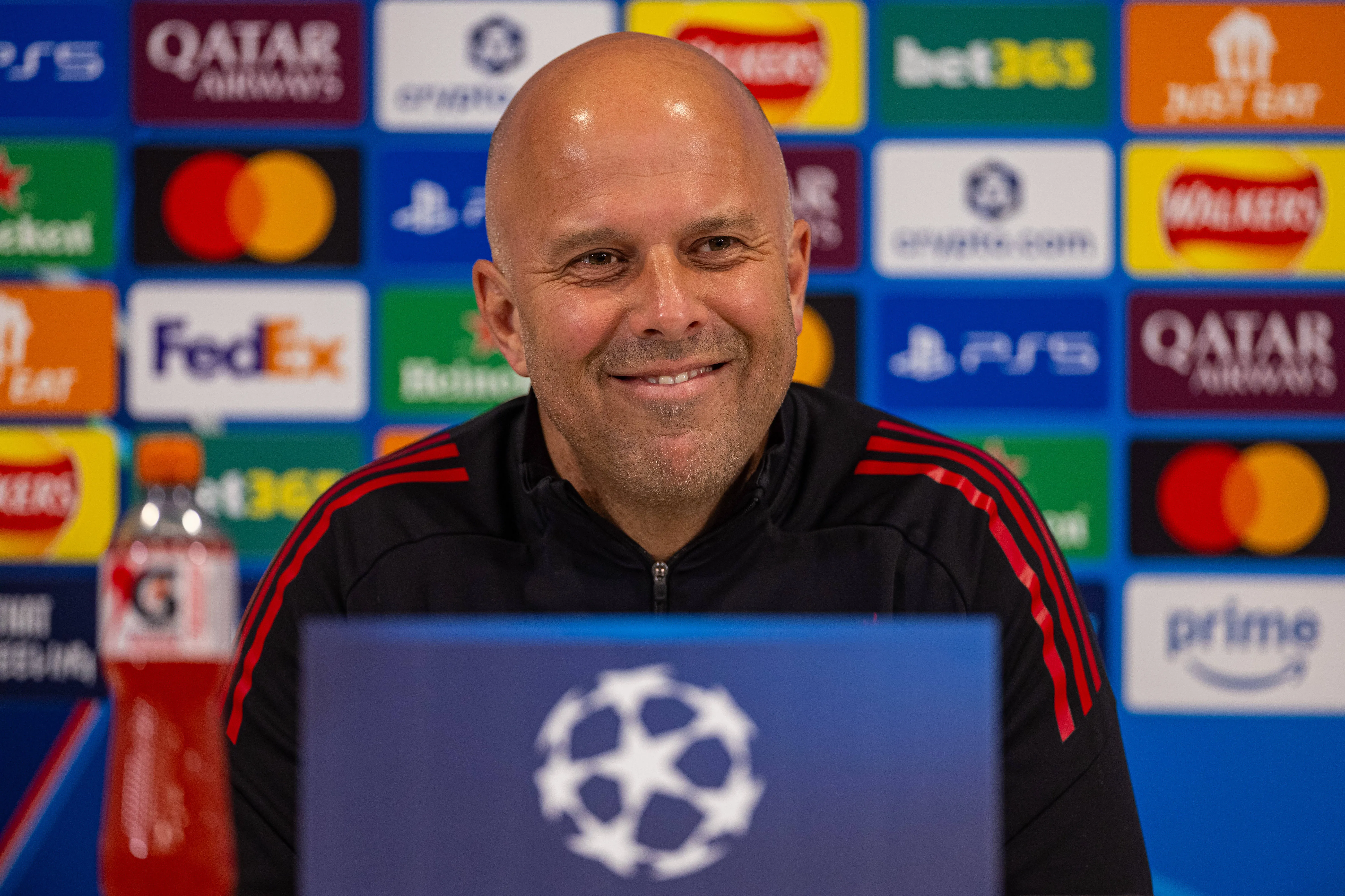 Liverpool coach Arne Slot