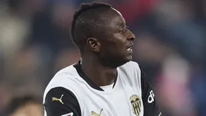 Umar Sadiq: Valencia bid to renew ‘free trial’ subscription for lanky striker
