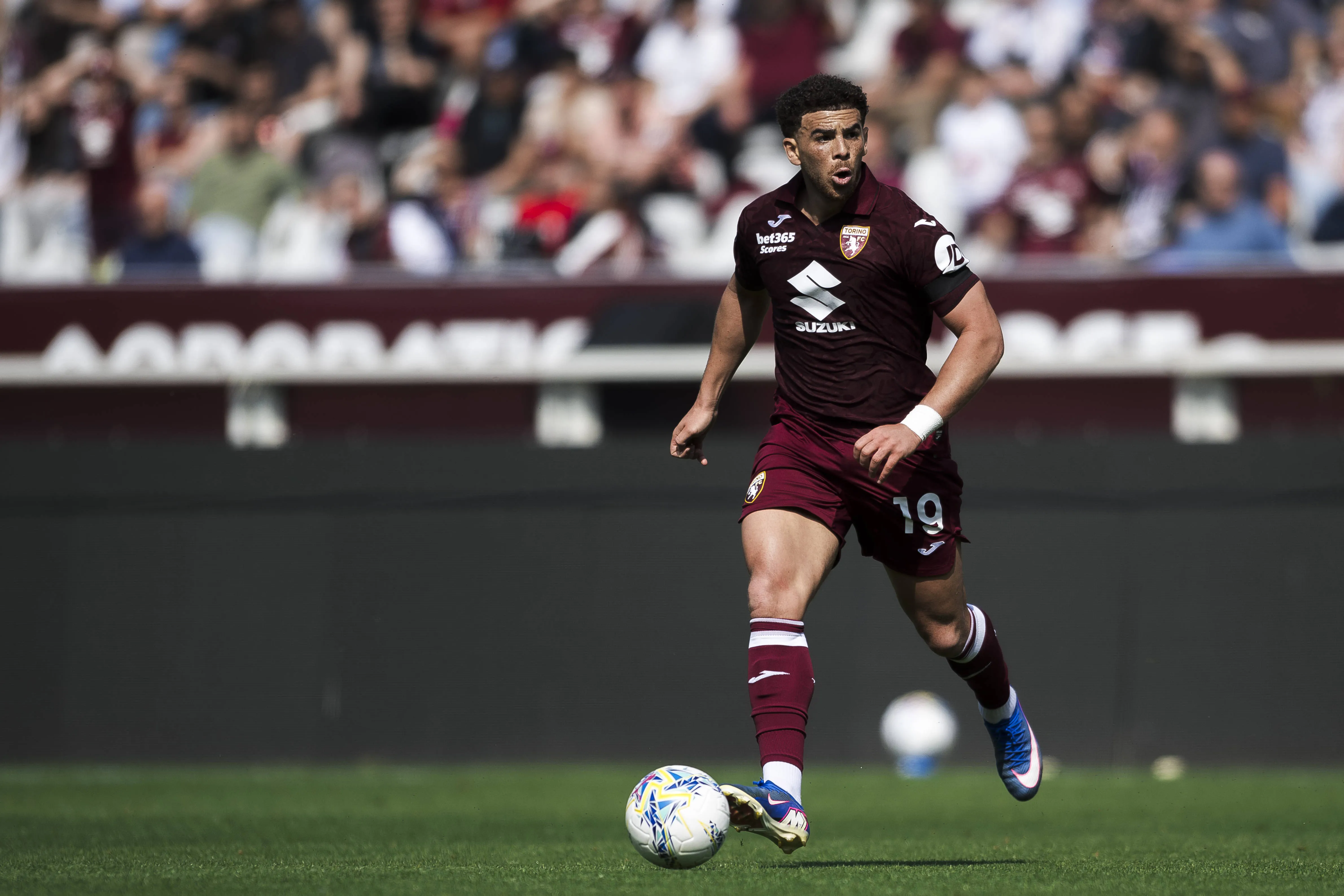  Che Adams of Torino FC in action during the Serie A football match between Torino FC and Hellas Verona FC