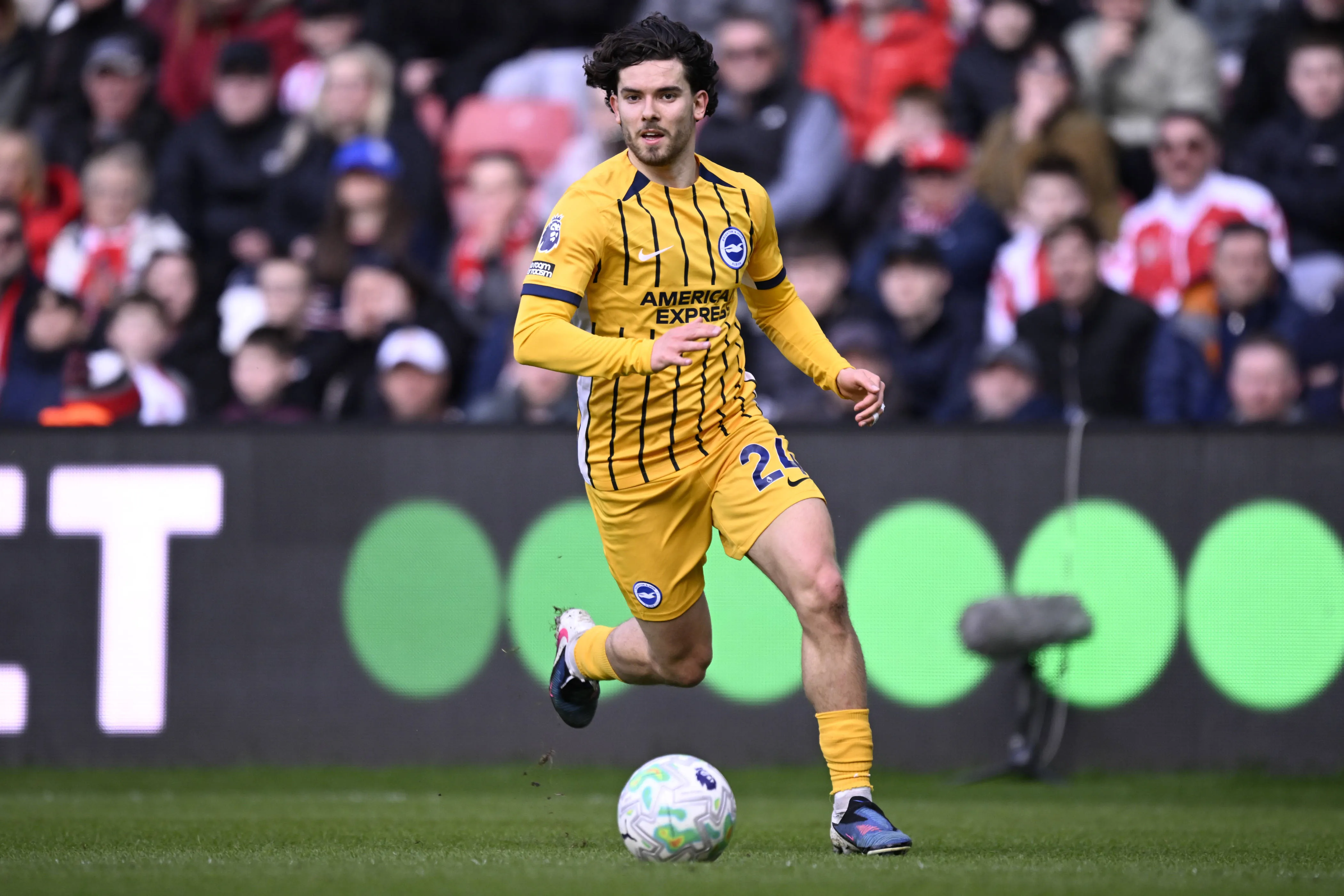 Ferdi Kadioglu of Brighton and Hove Albion