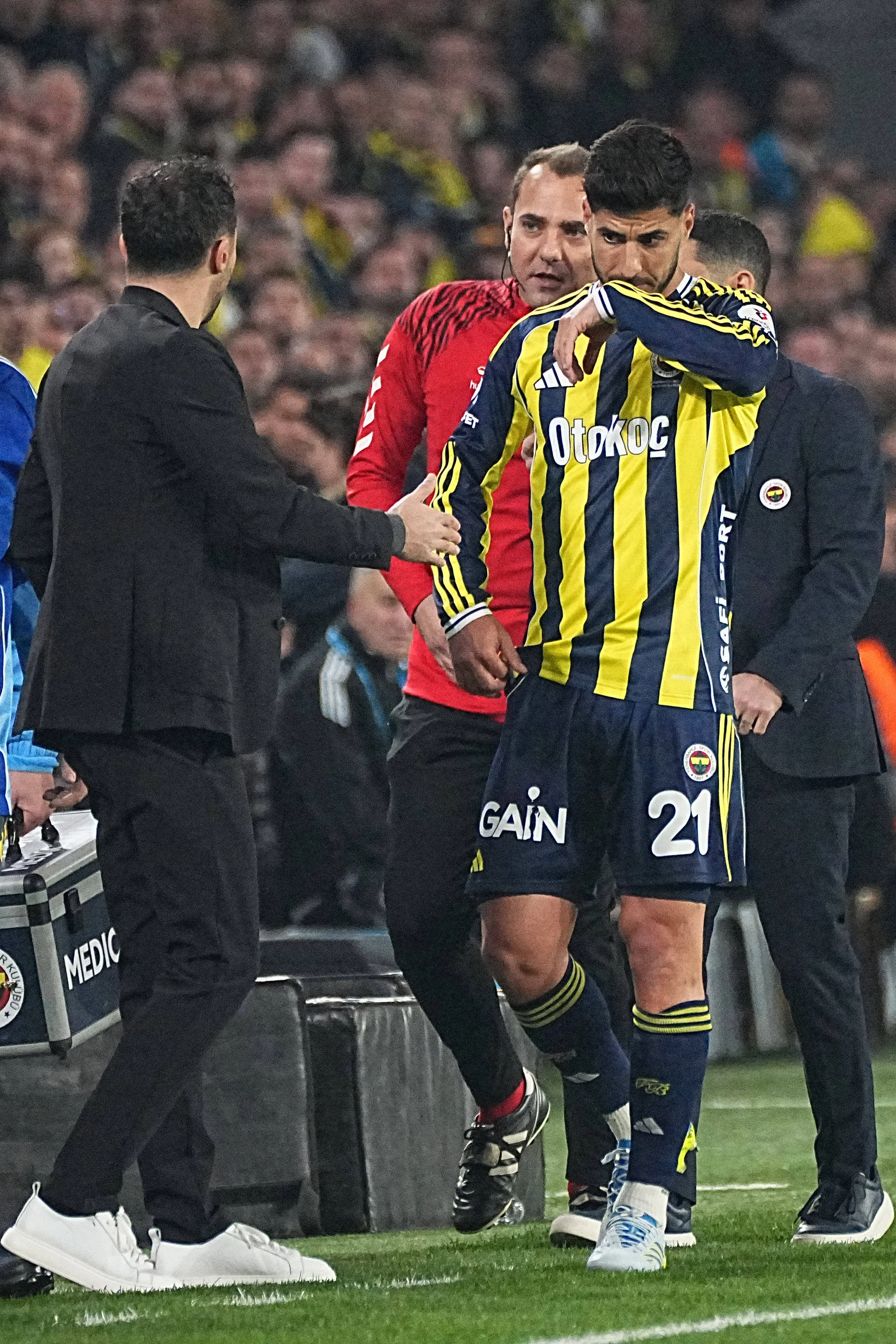 Marco Asensio of Fenerbahce forced off with an injury