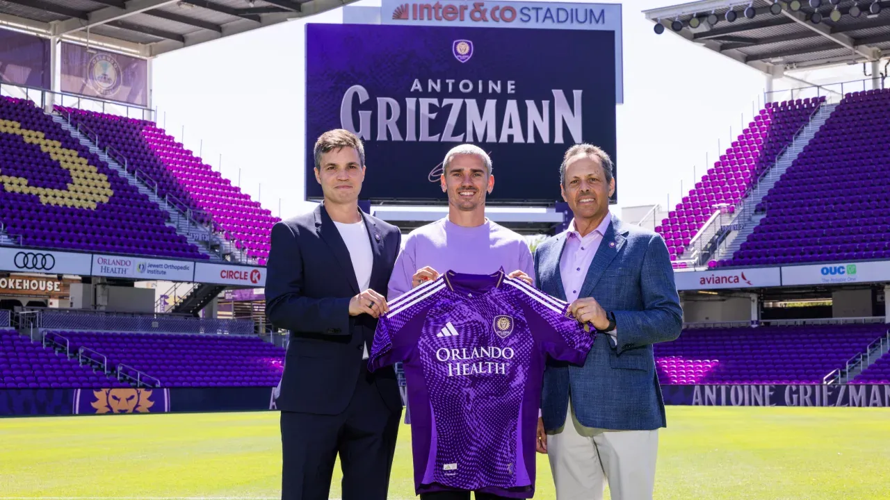 Antoine Griezmann signs for Orlando City