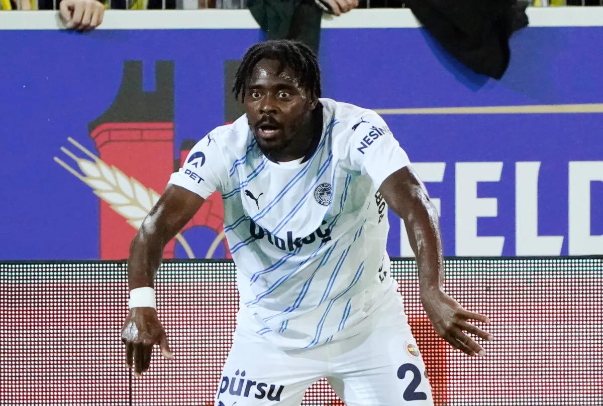 Osayi-Samuel shines as Mourinho&rsquo;s first official game ends in unlikely thriller