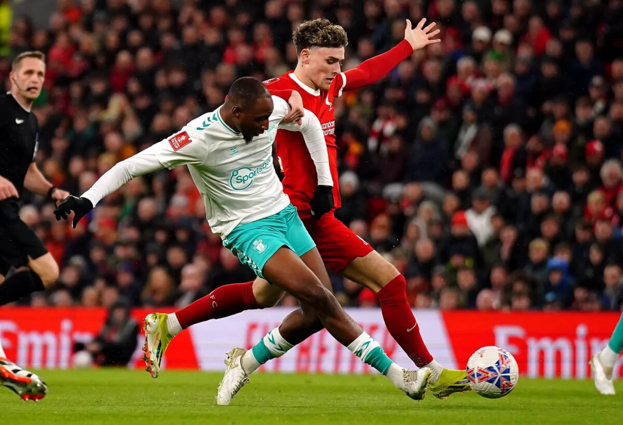 Joe Aribo&rsquo;s assist not enough as 10-man Southampton fall to Ipswich