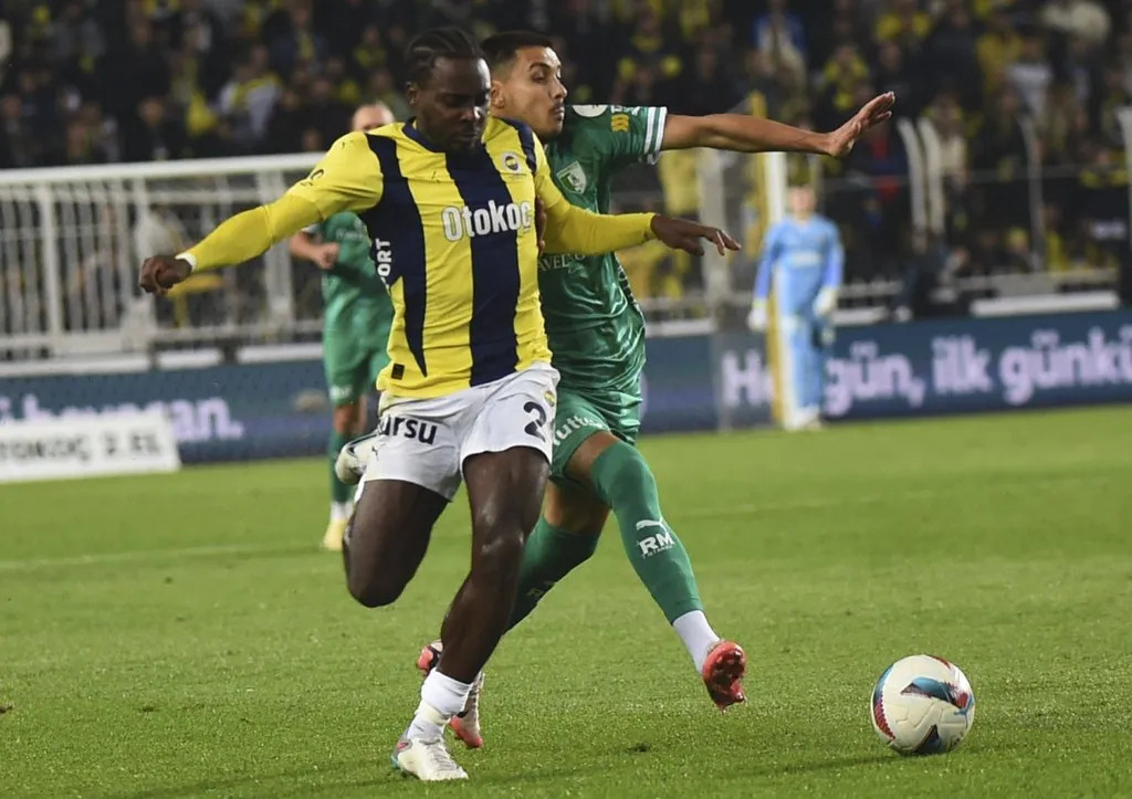 Bright Osayi-Samuel- Photo by IMAGO