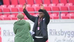 Transfer scramble for Nigeria teenage defensive maverick