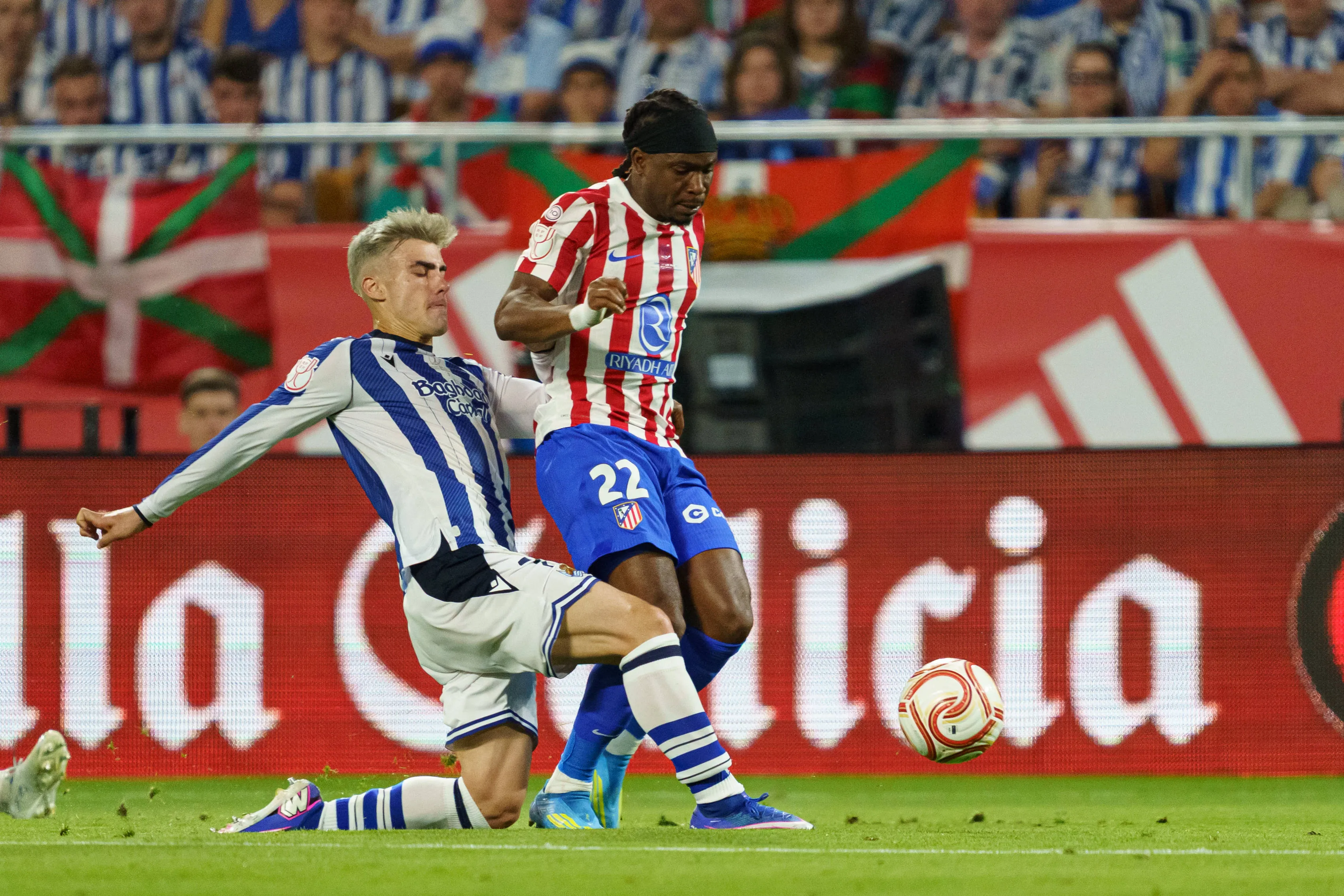 Ander Barrenetxea and Ademola Lookman seen during Copa del Rey 2026 final game between teams of Atletico de Madrid and Real Sociedad.
