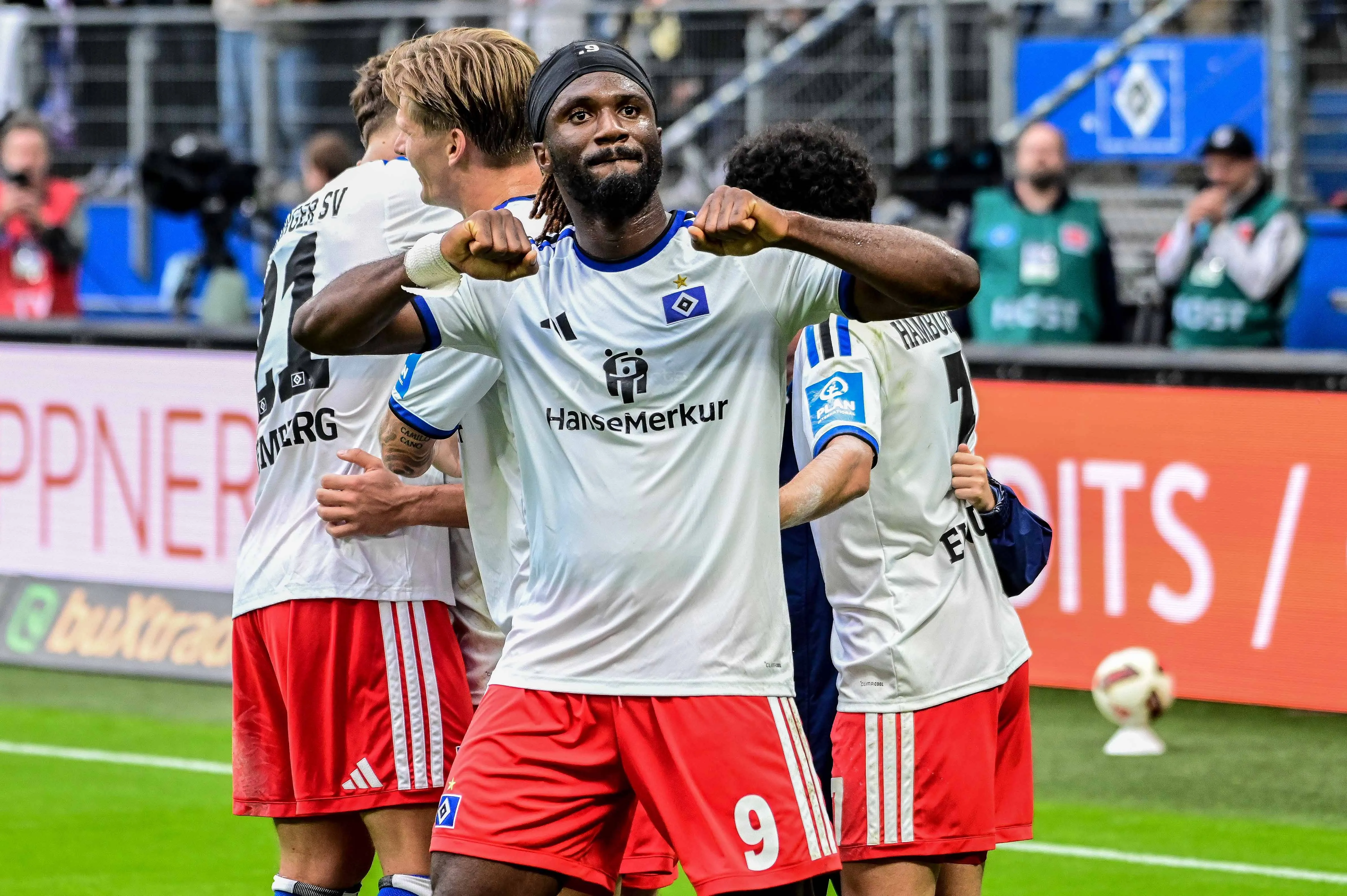 Terem Moffi of Hamburger SV.