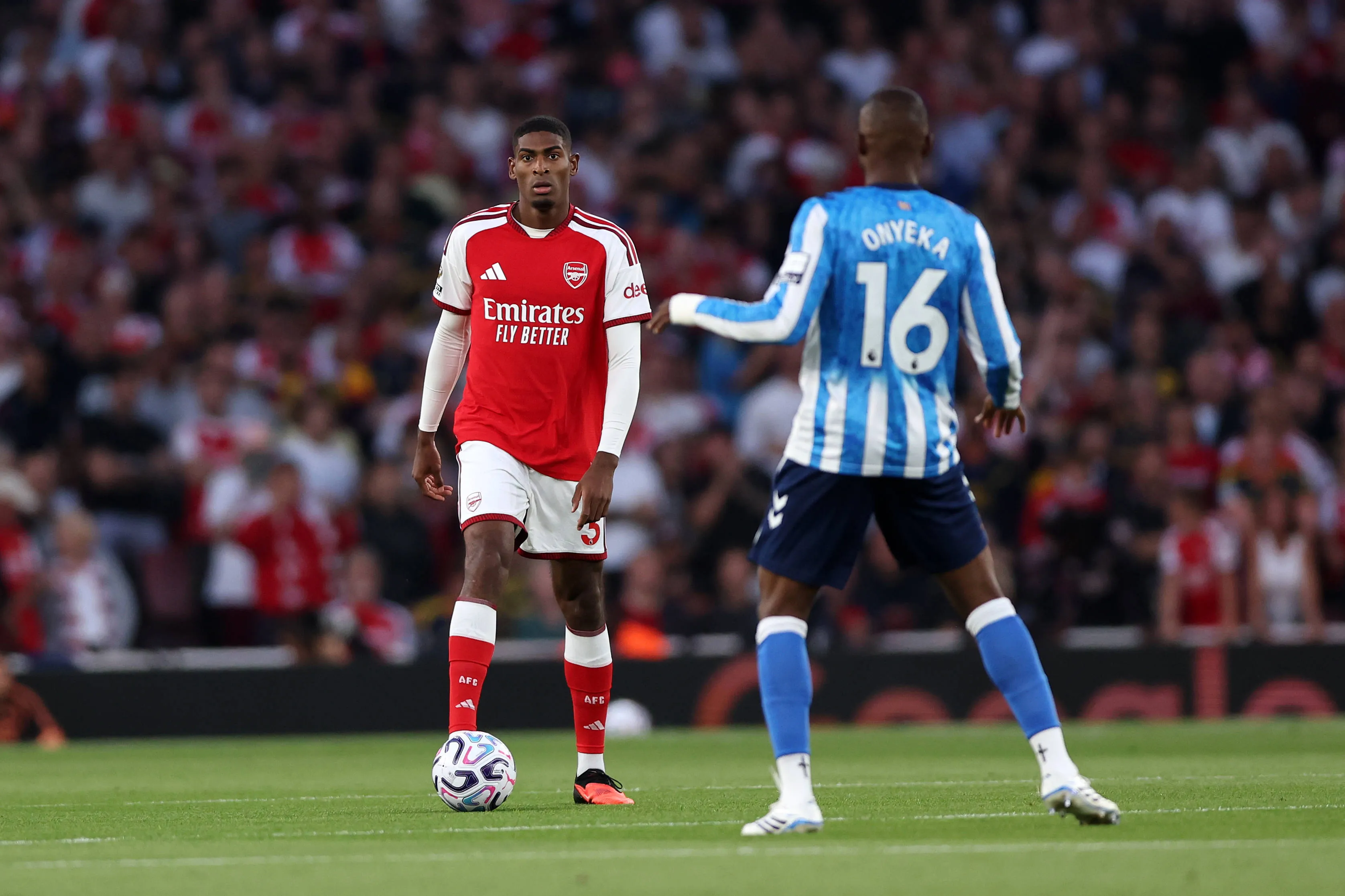 Cristhian Mosquera of Arsenal against Frank Onyeka