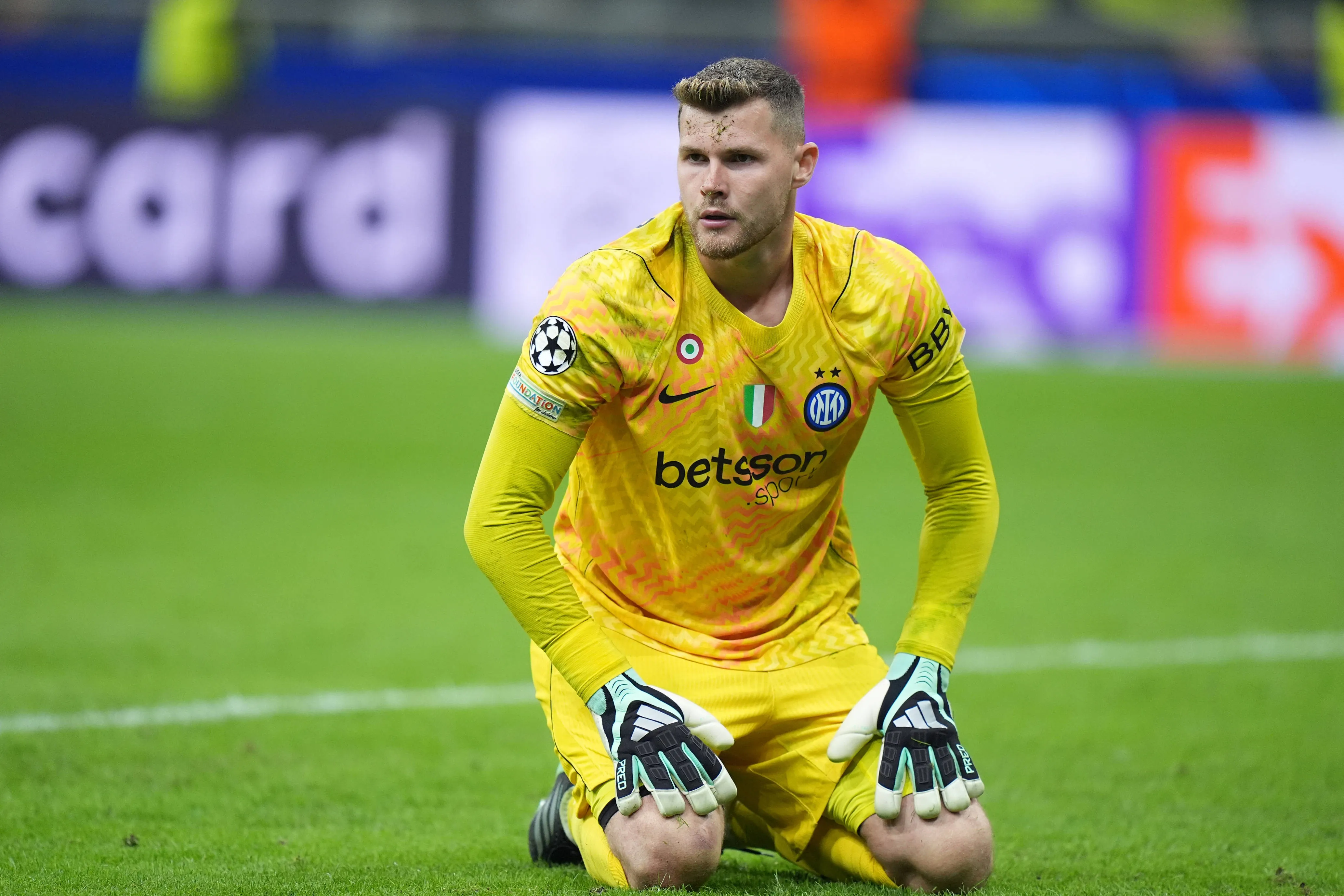 Inter Milan's goalkeeper Josep Martinez