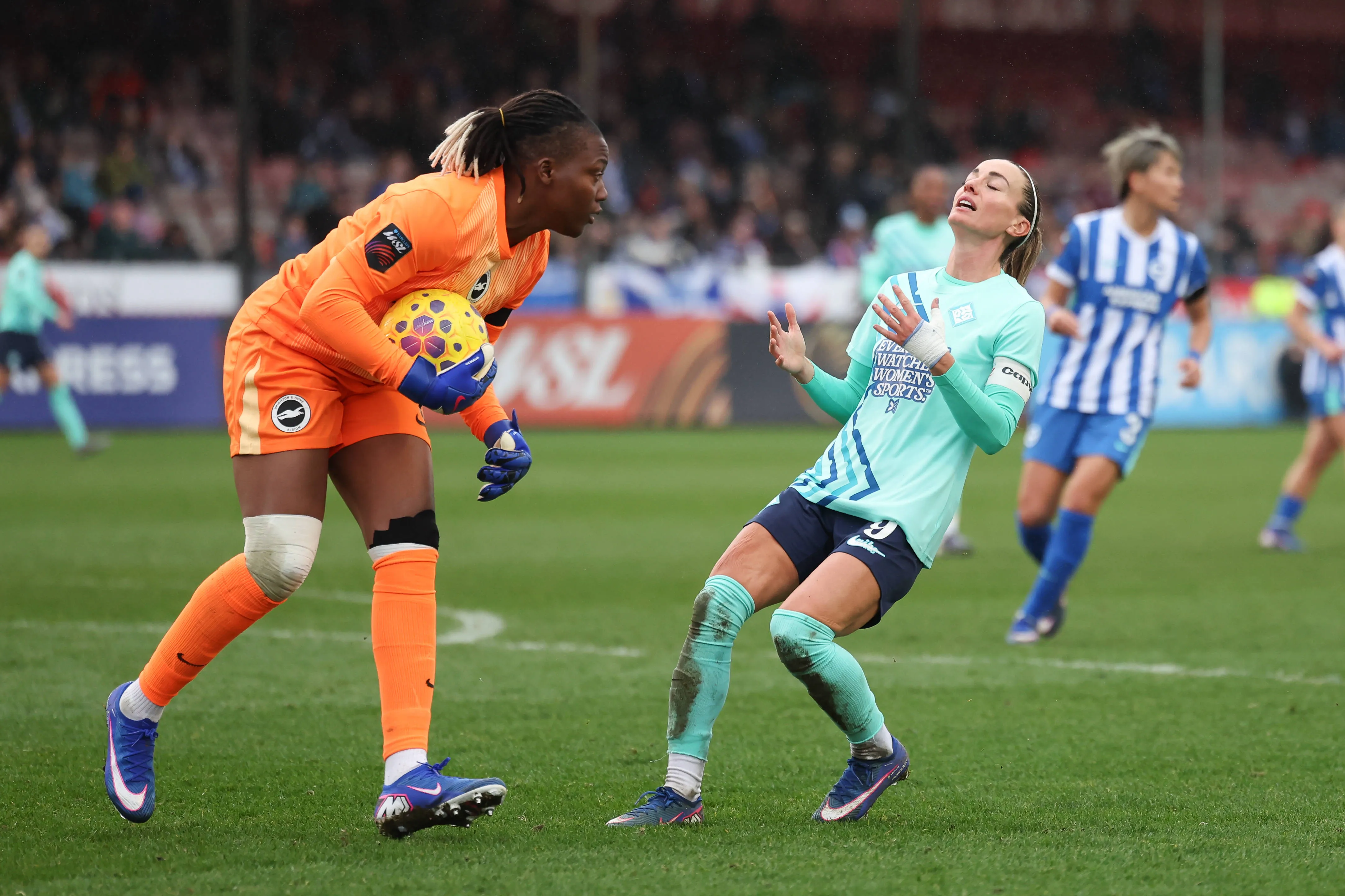 Nigeria and Brighton goalkeeper Chiamaka Nnadozie 