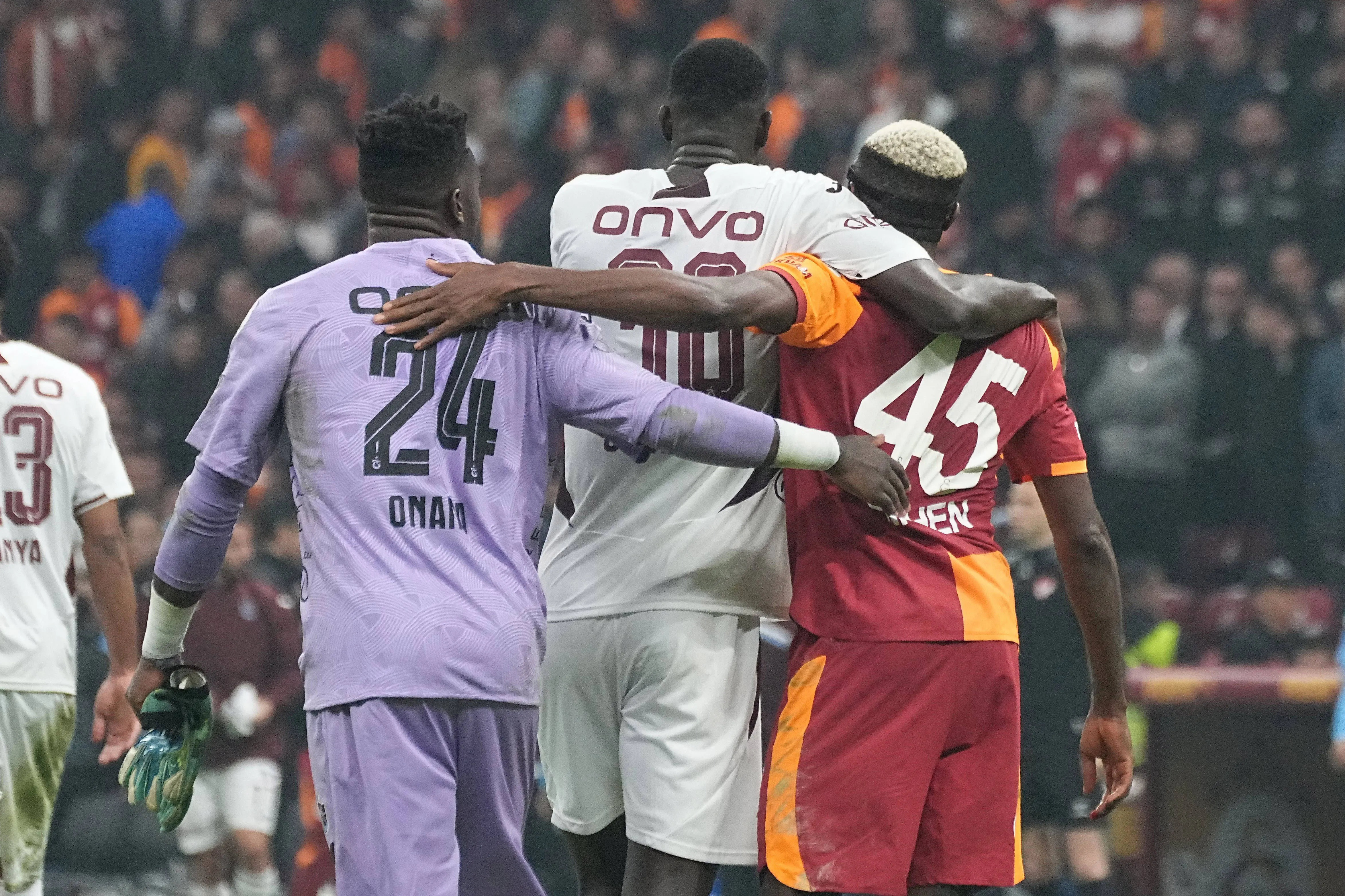 Victor Osimhen R of Galatasaray and Paul Onuachu and Goalkeeper Andre Onana of Trabzonspor