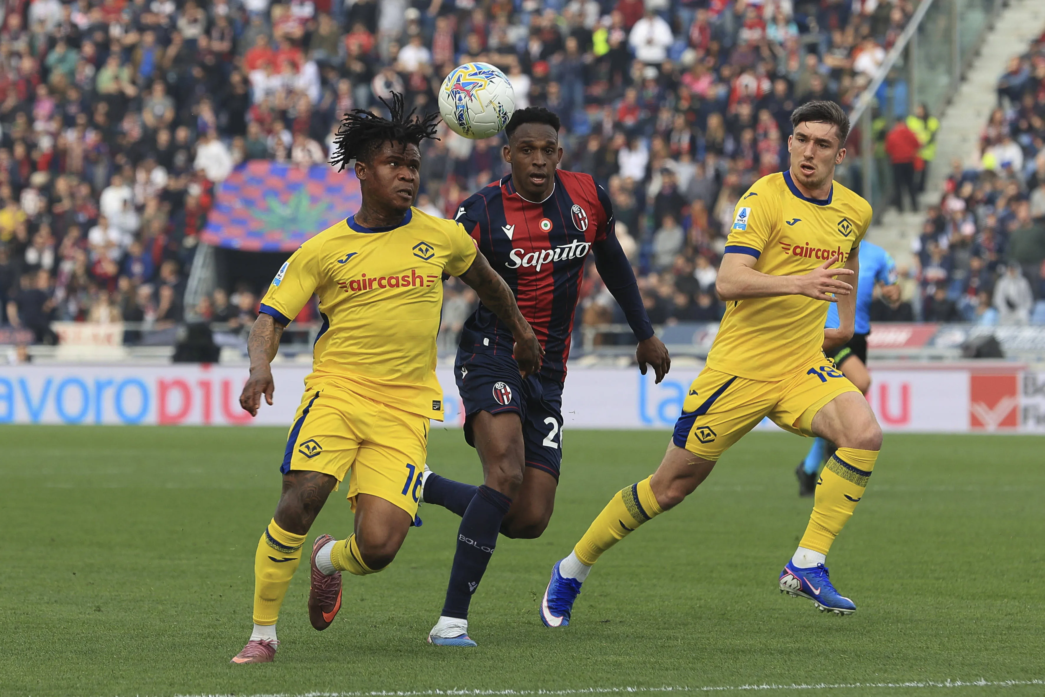 Gift Orban of Hellas Verona FC plays the ball during the Bologna FC vs Hellas Verona 28th Serie A Enilive 2025-26 game at Renato Dall Ara stadium in Bologna, Italy, on March 8, 2026.