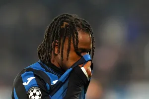 Lookman: Fans declare war on Gasperini over penalty comments against Super Eagles star