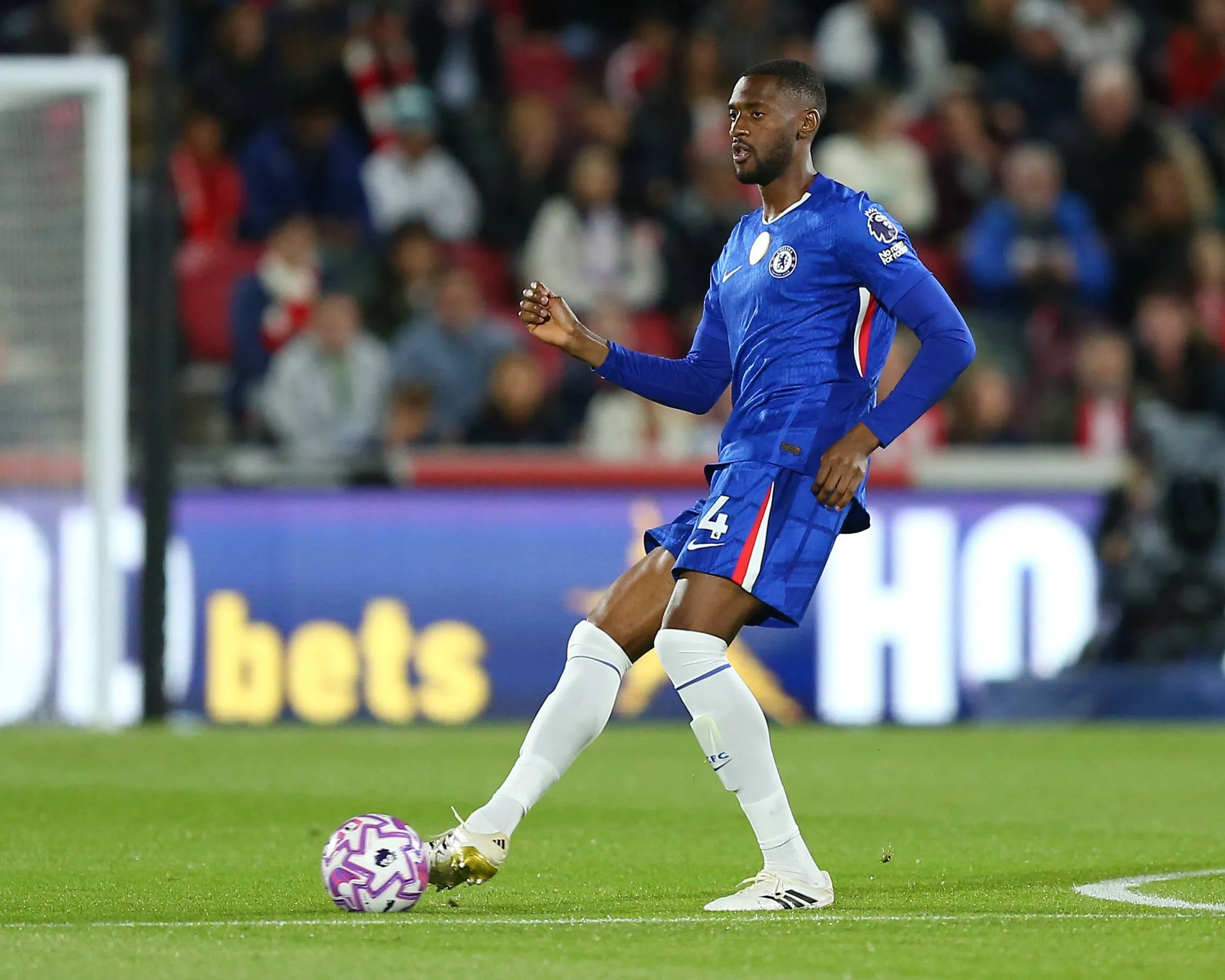 Tosin Adarabioyo in action for Chelsea