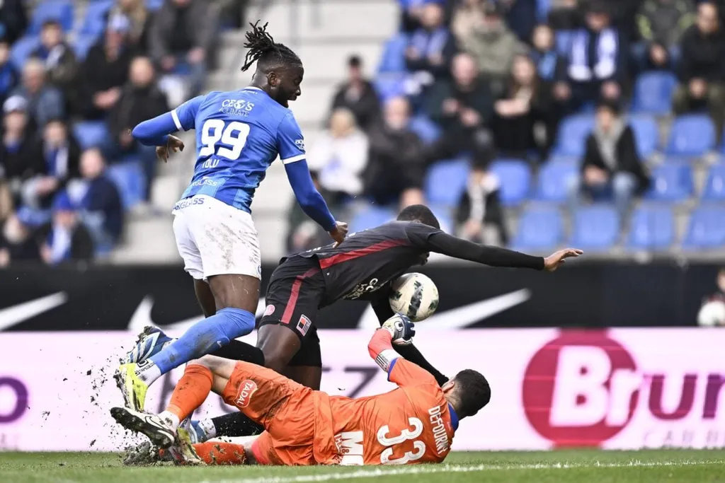 Tolu Arokodare suffers racial abuse