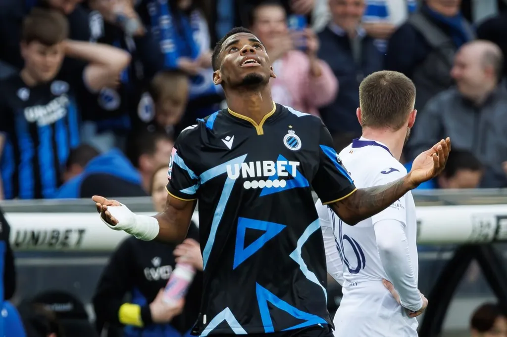 Onyedika sees red as Club Brugge lose to Fiorentina in Europa Conference League 