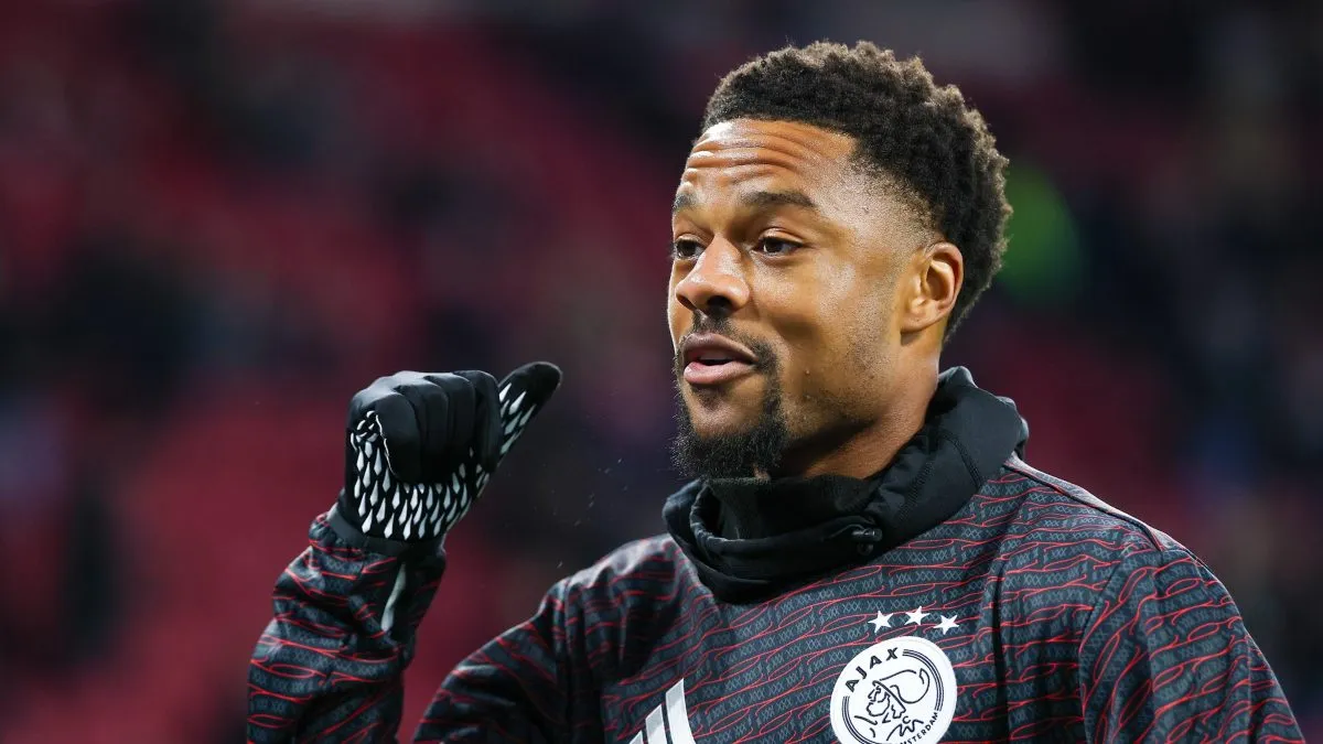 Official: Chuba Akpom finds new home in Lille